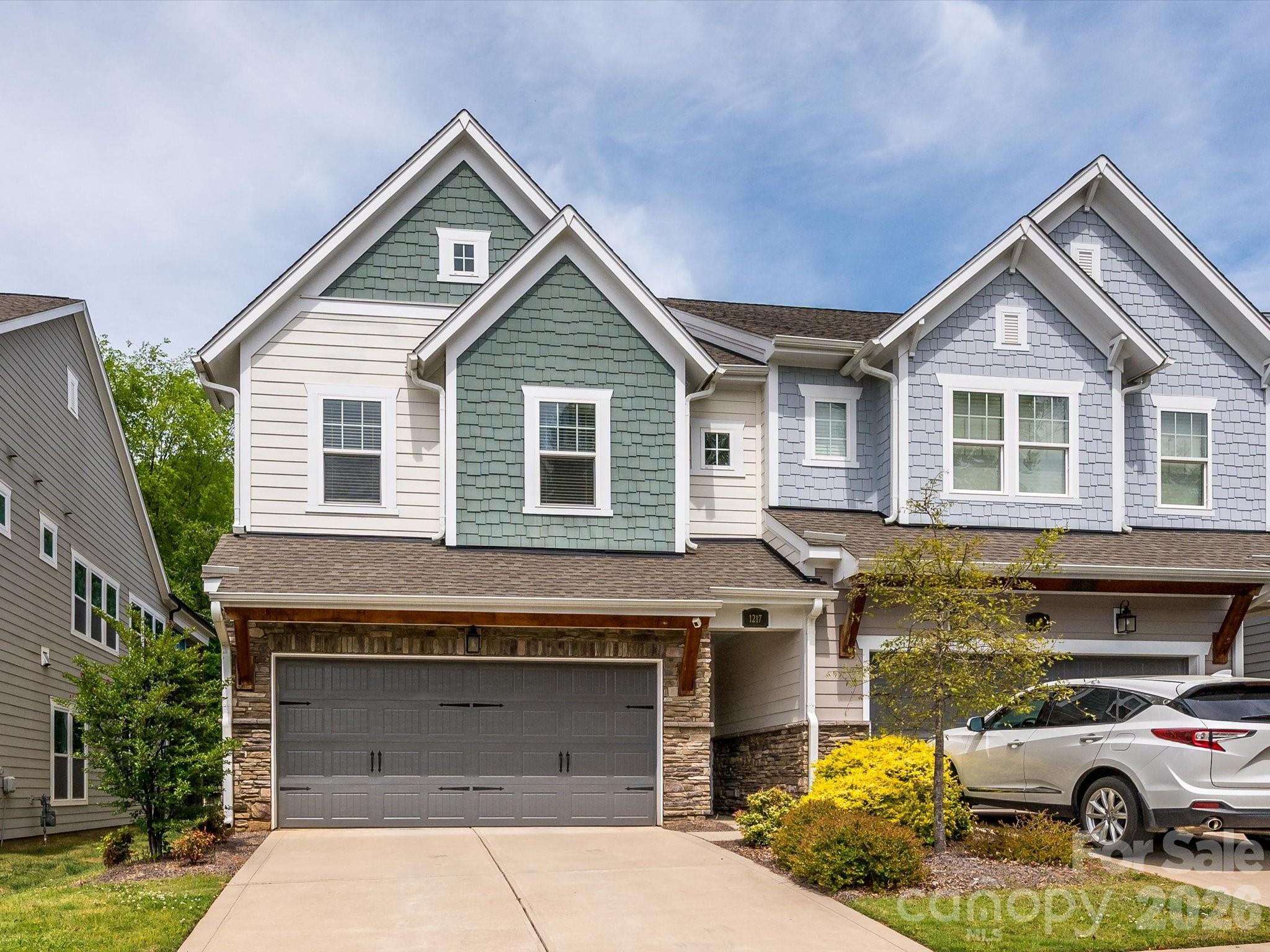 Villa Heights - Residential