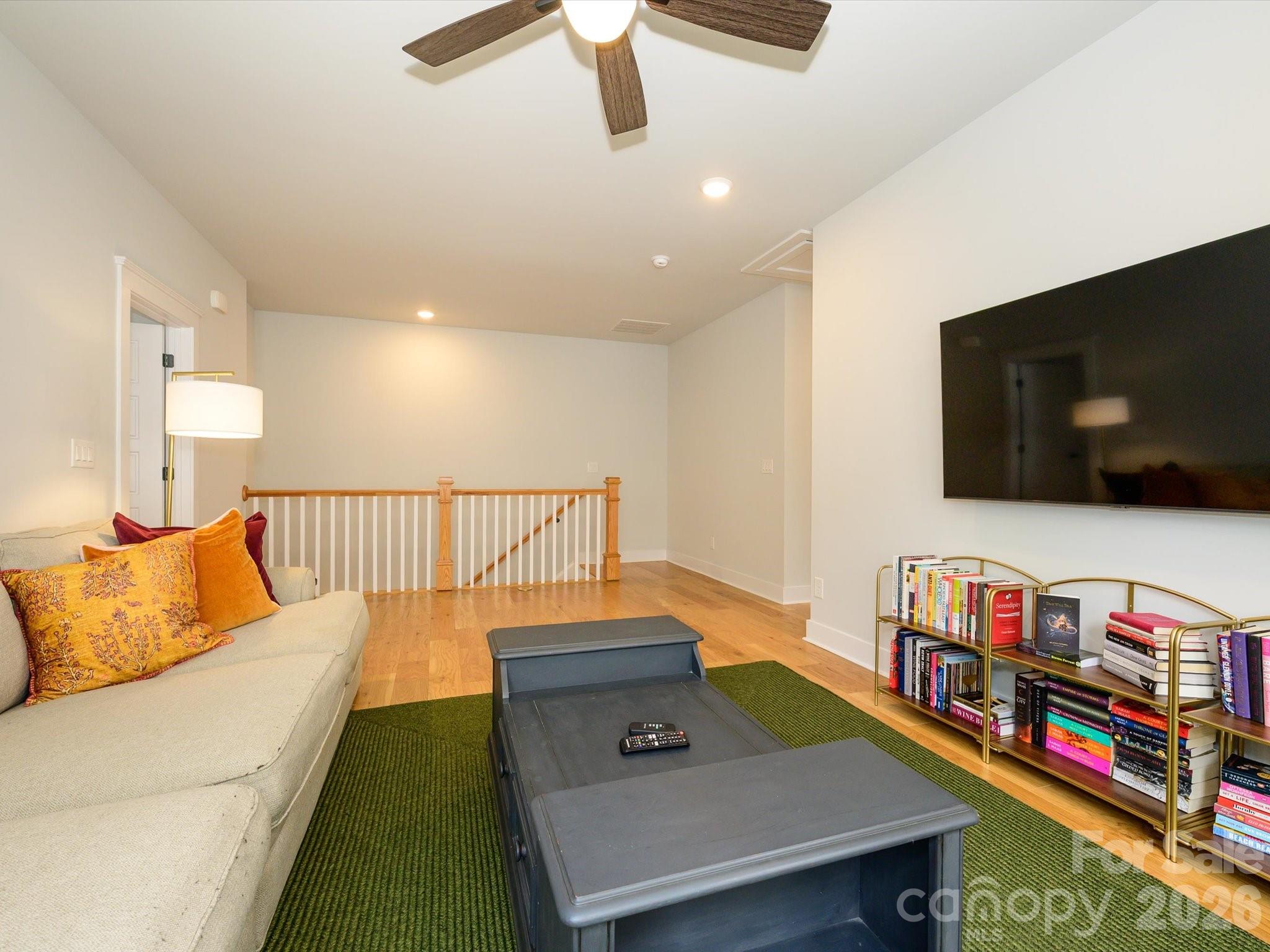 Villa Heights - Residential