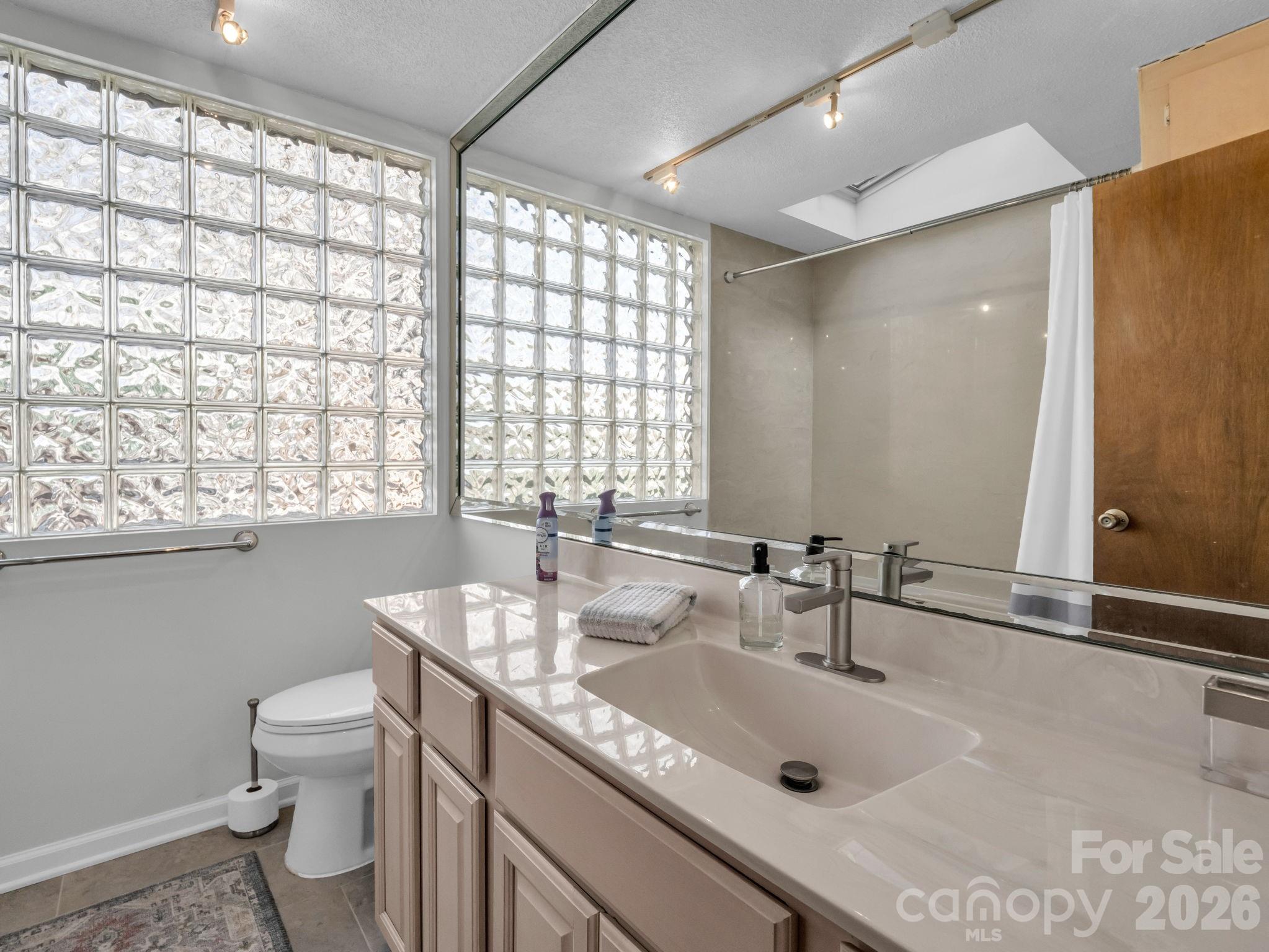 Rumbling Bald on Lake Lure - Residential