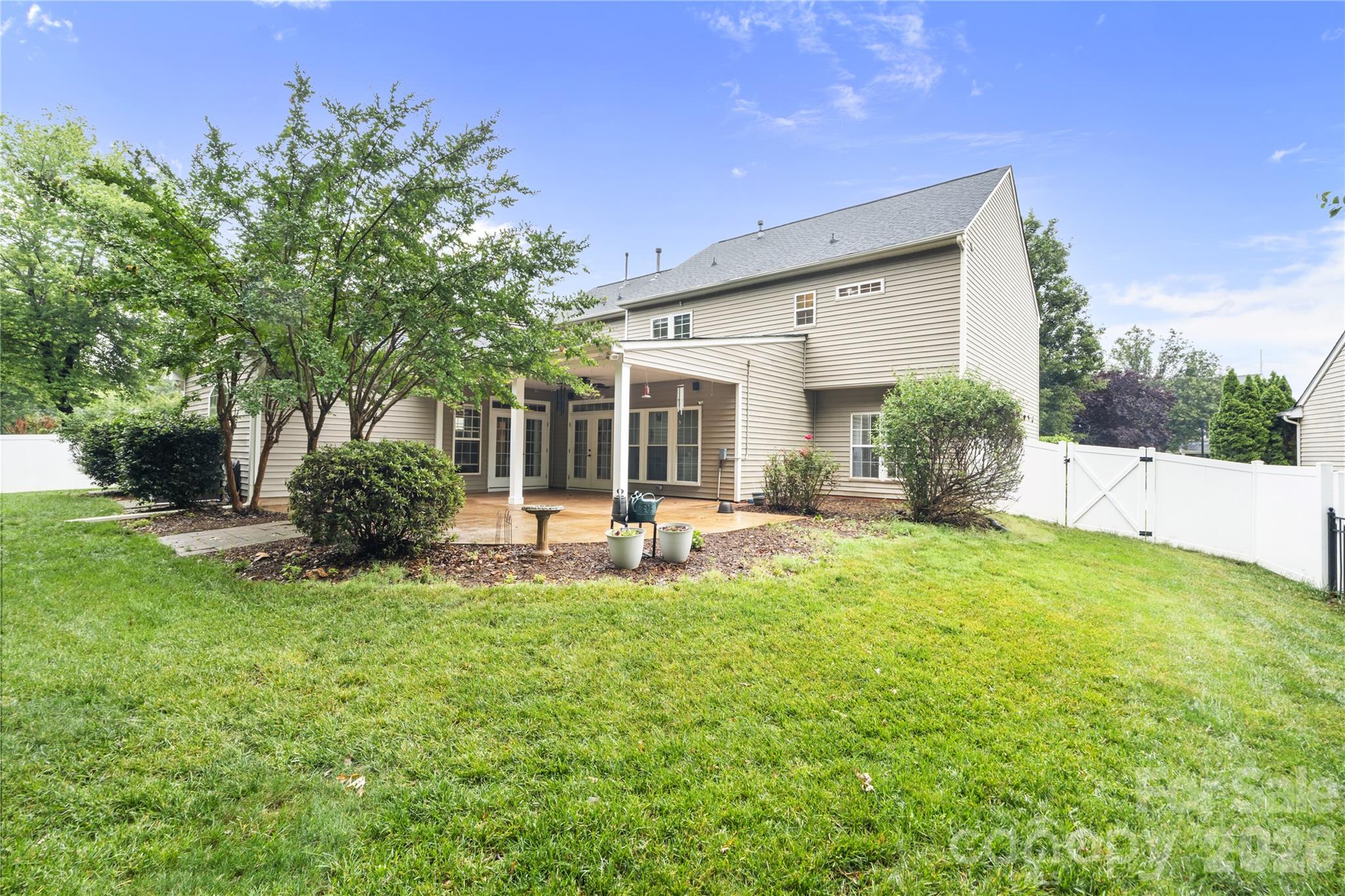 2435 Smith Cove Road