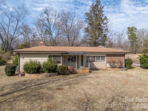 1092 NC 120 Highway Mooresboro NC 28114