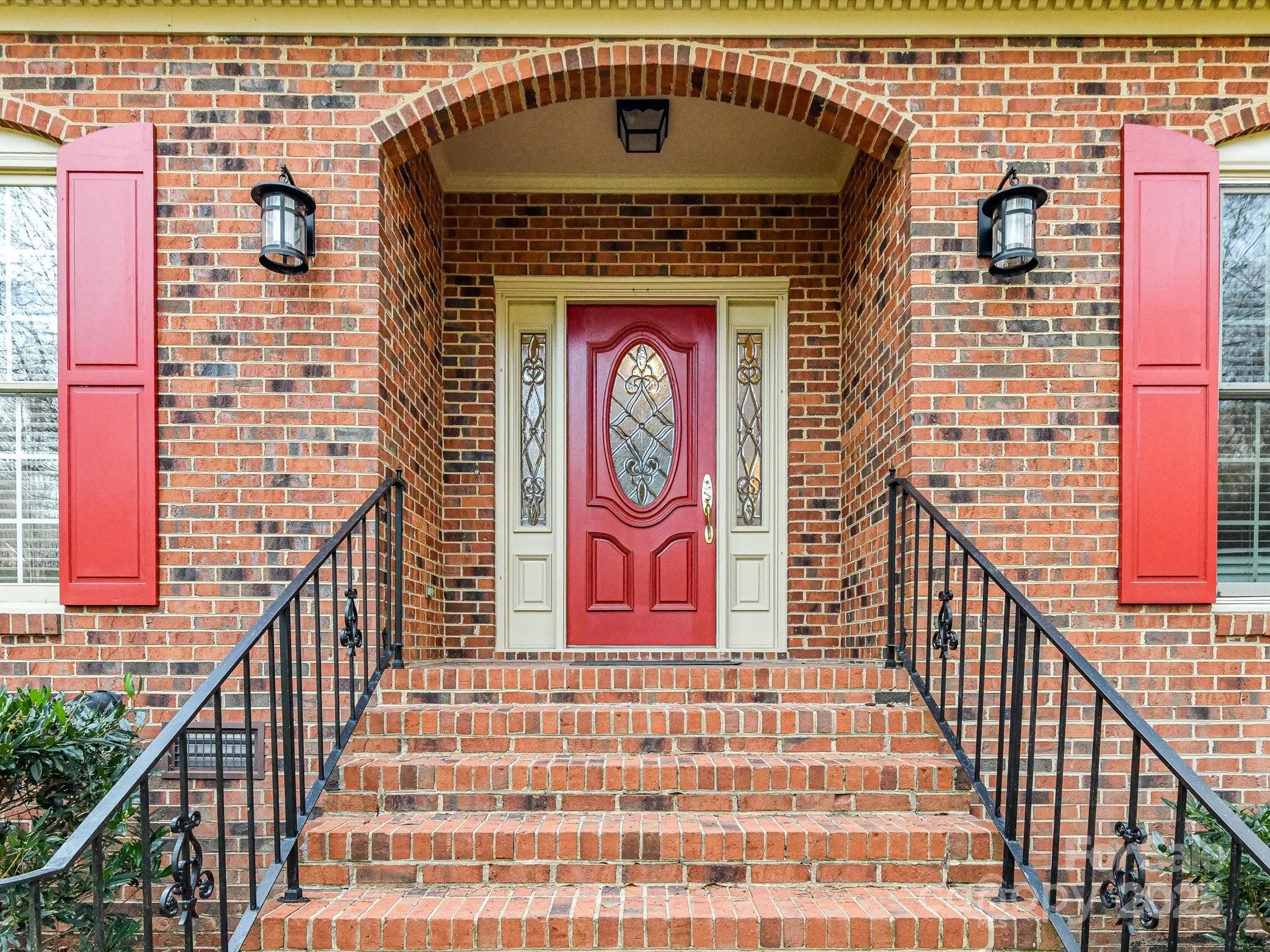 3517 Honeysuckle Drive