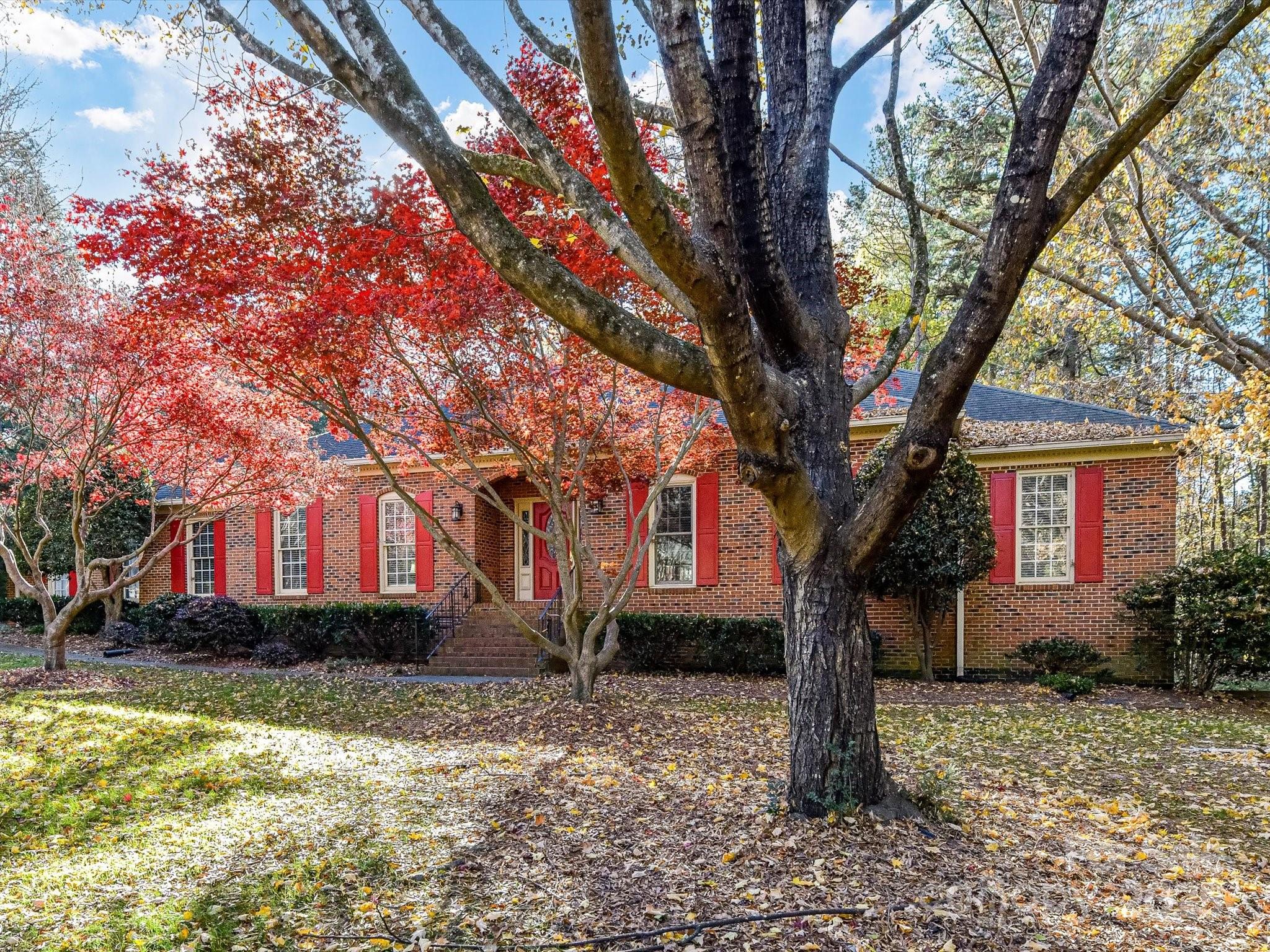 3517 Honeysuckle Drive