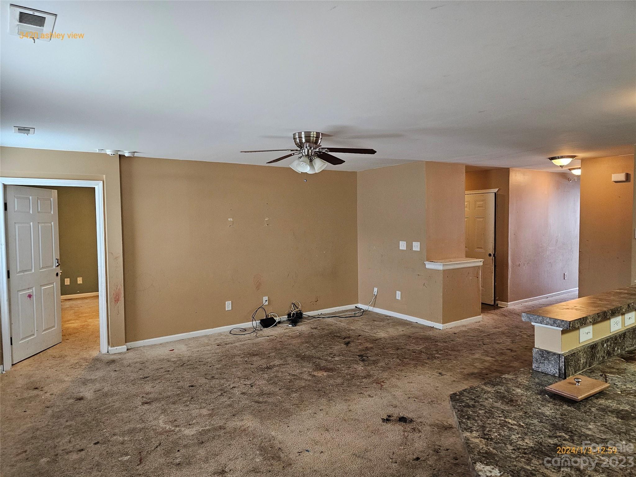 Old Stone Crossing - Residential