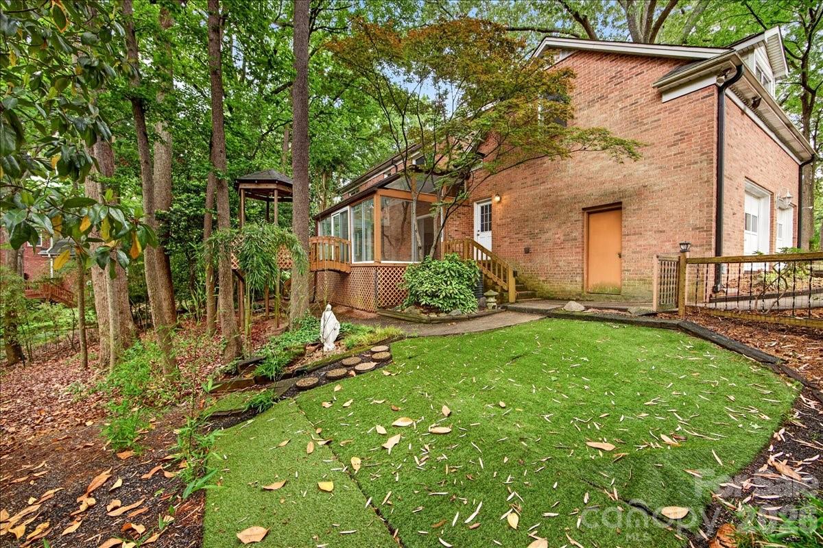 Quail Hollow Estates - Residential