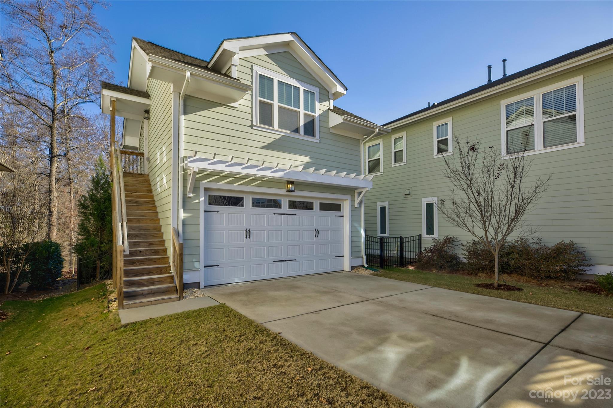 Riverwalk - Residential