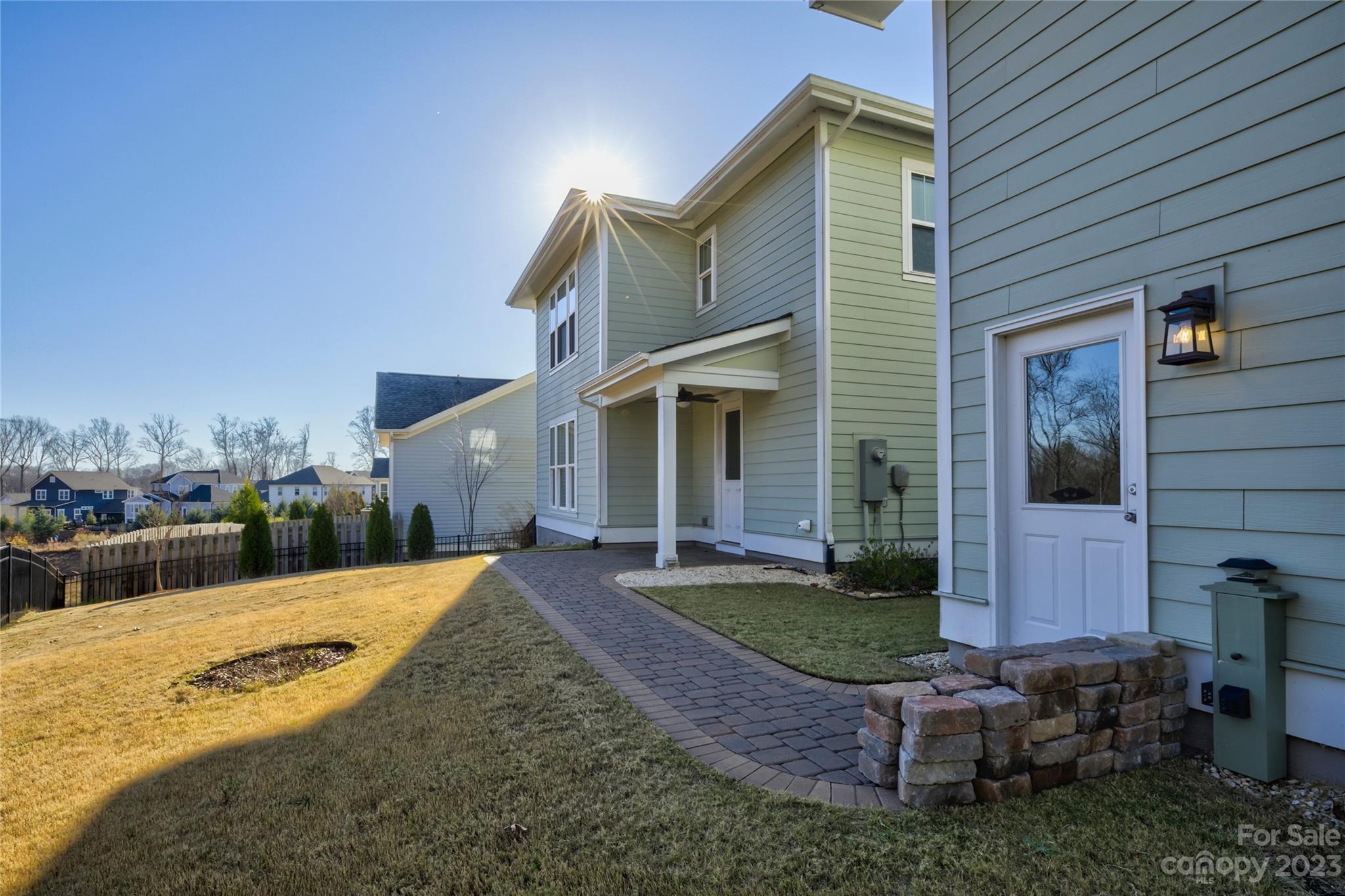 Riverwalk - Residential