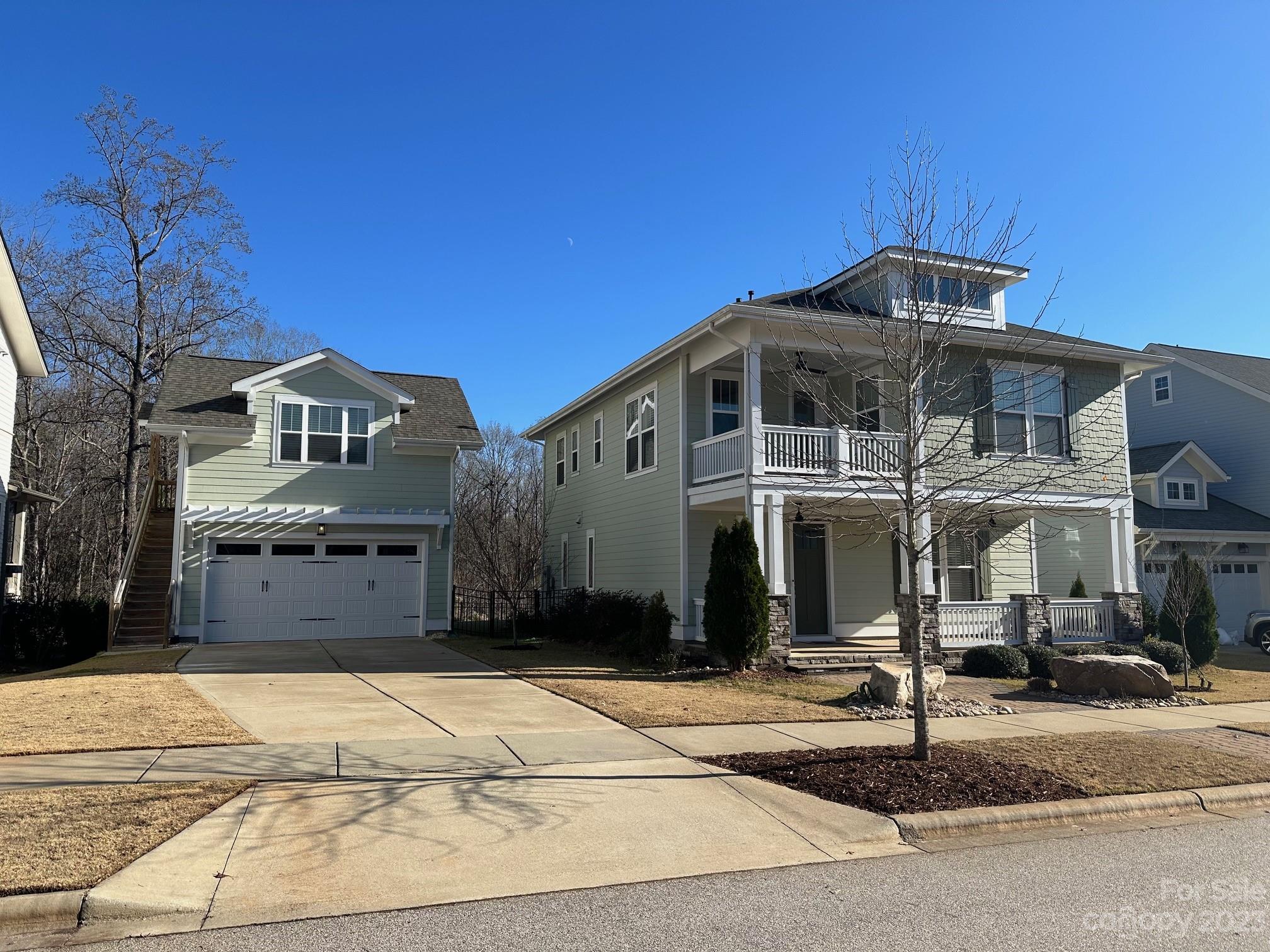 Riverwalk - Residential