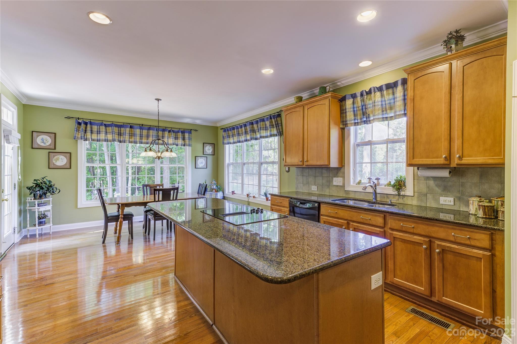 The Palisades - Residential