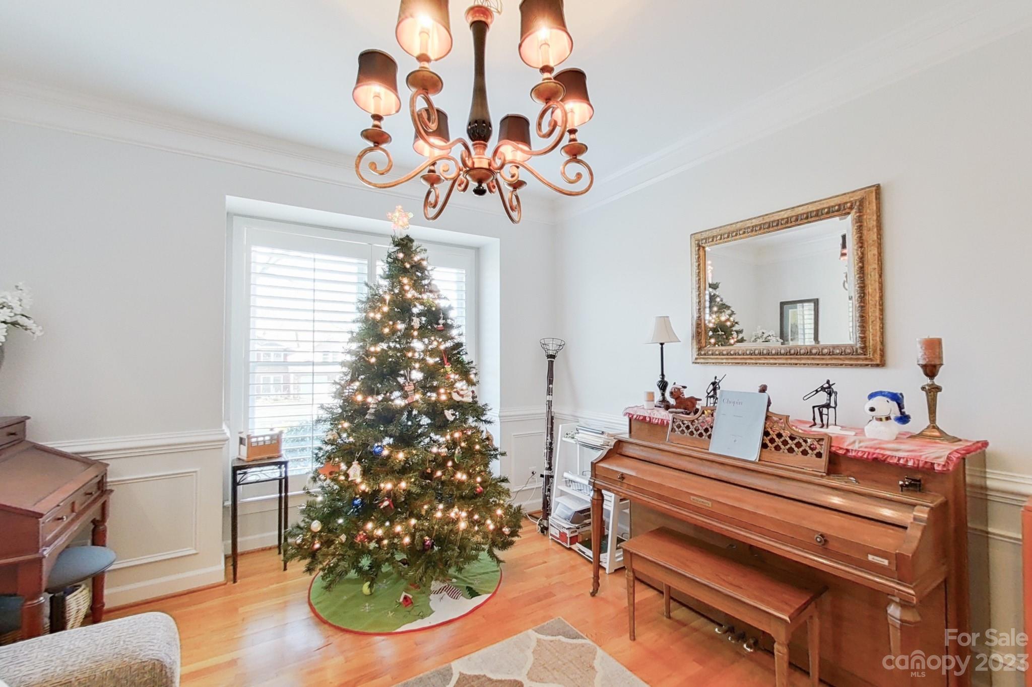 Davis Lake - Residential