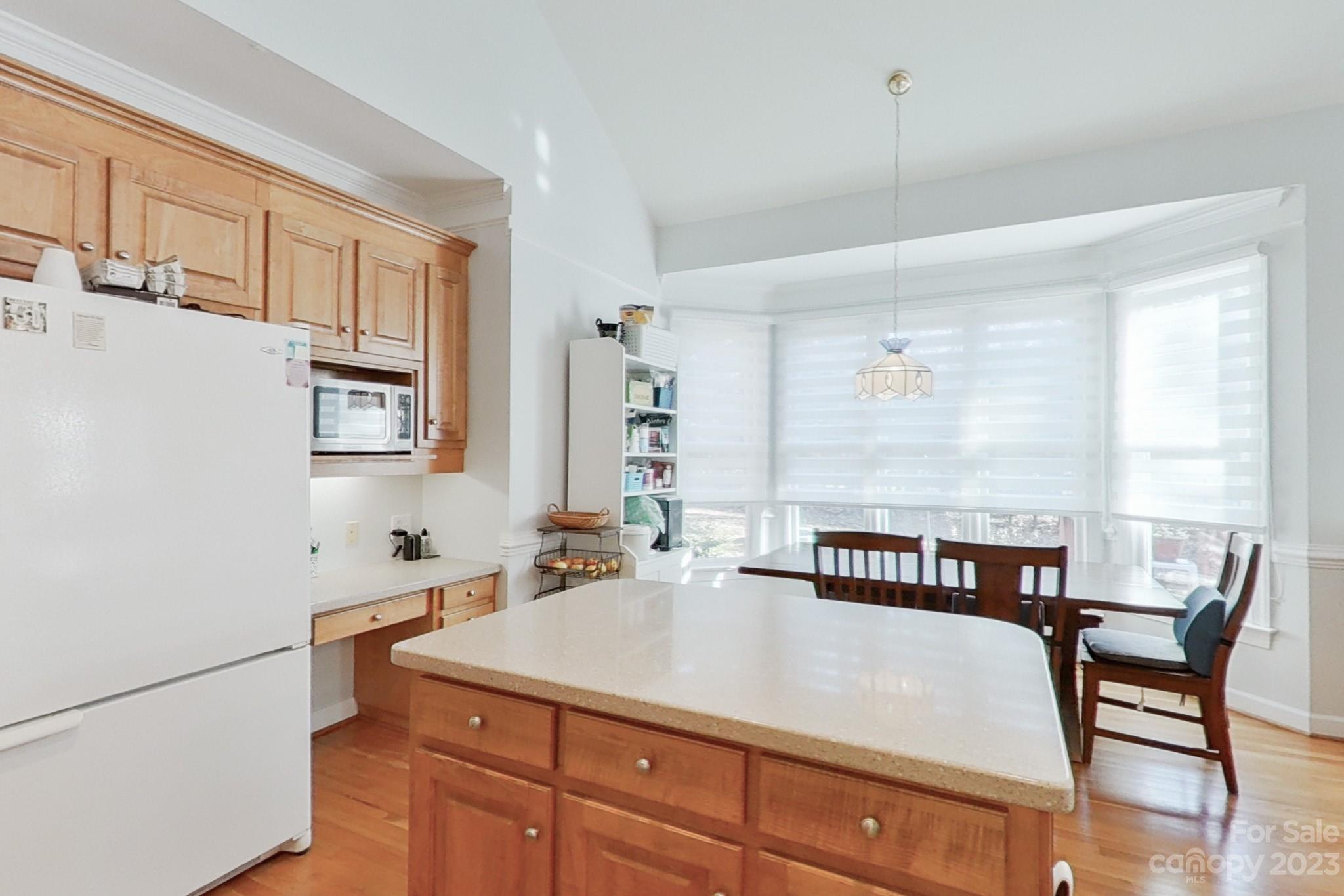 Davis Lake - Residential