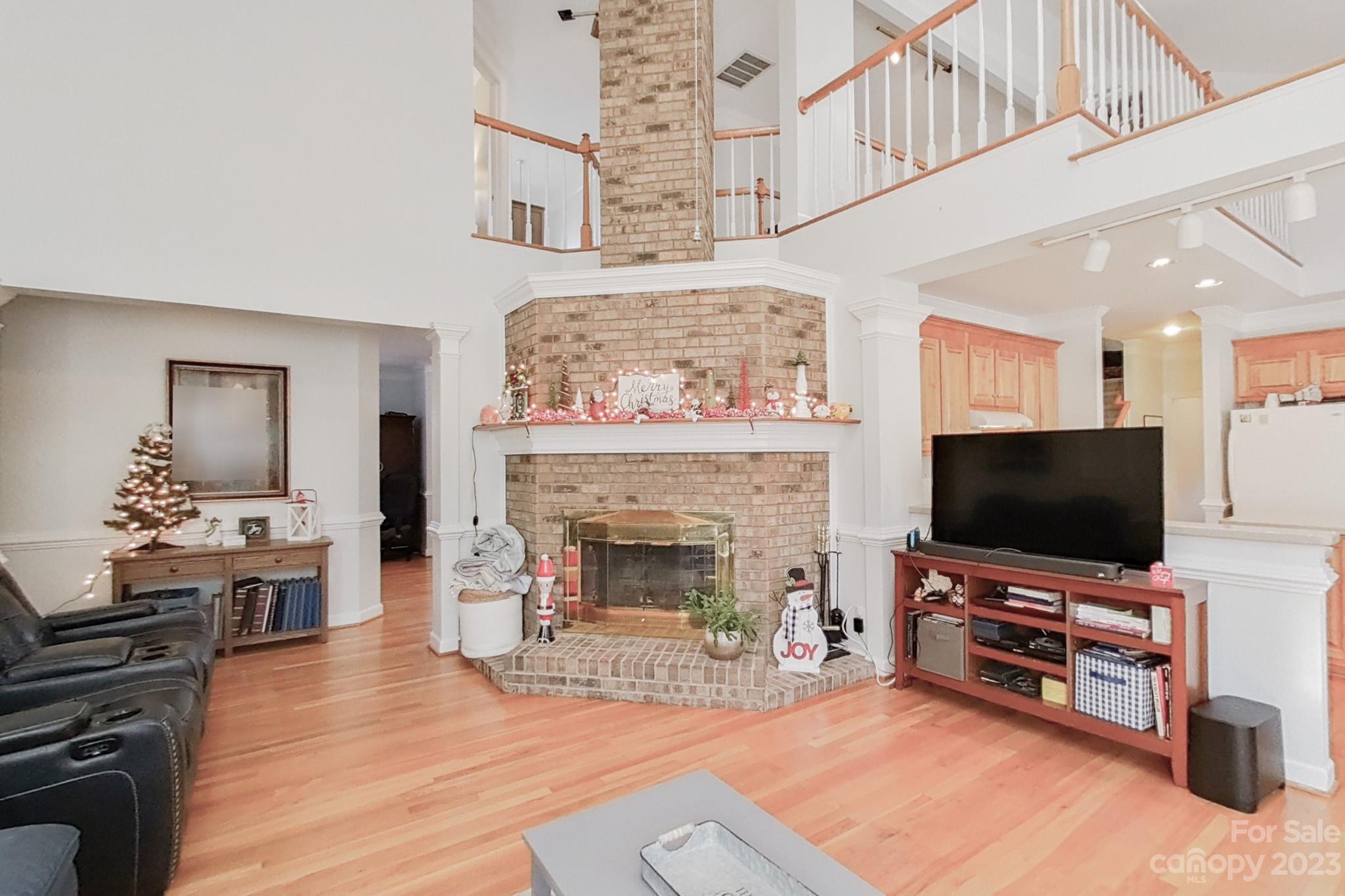 Davis Lake - Residential