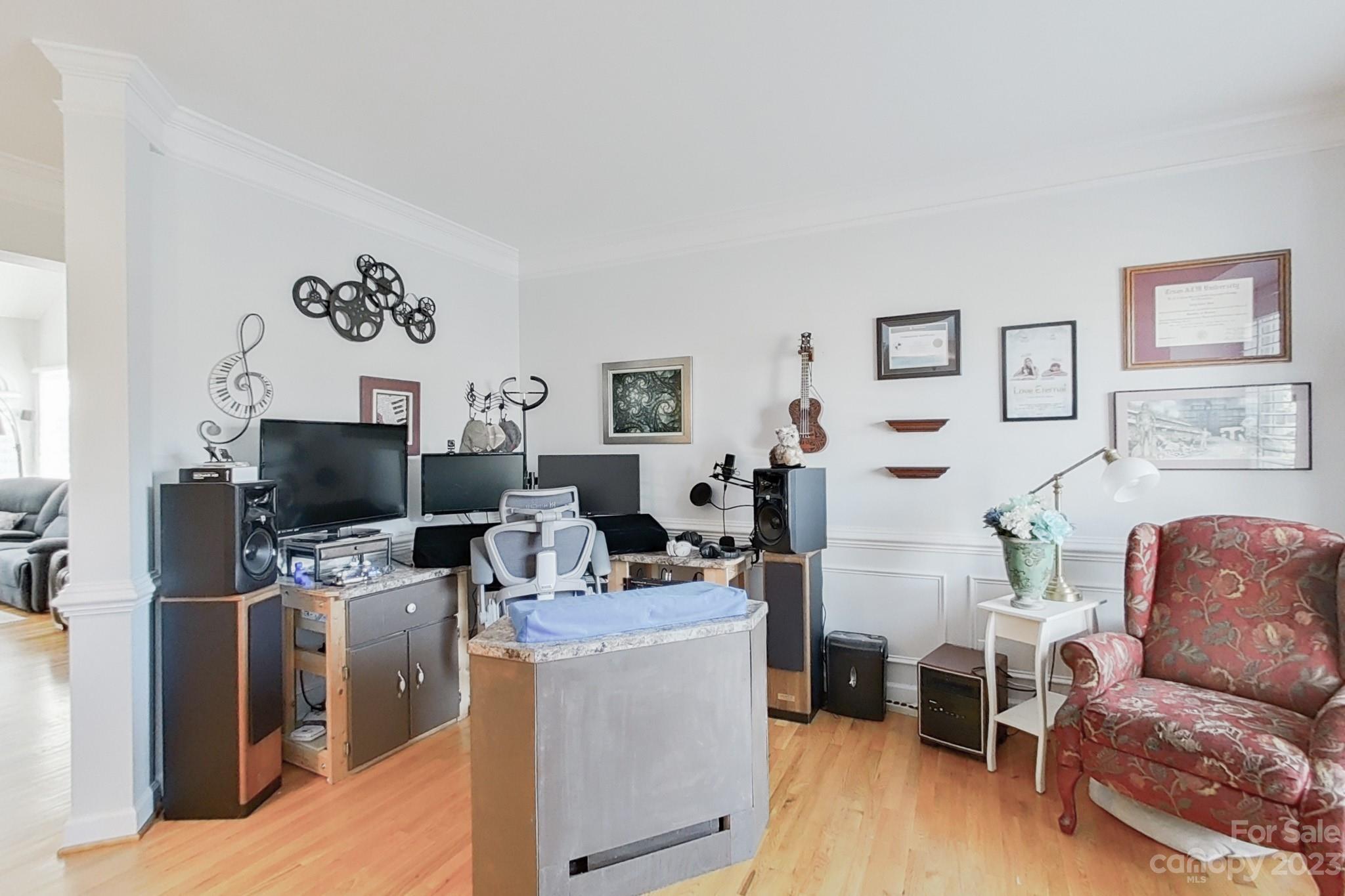 Davis Lake - Residential