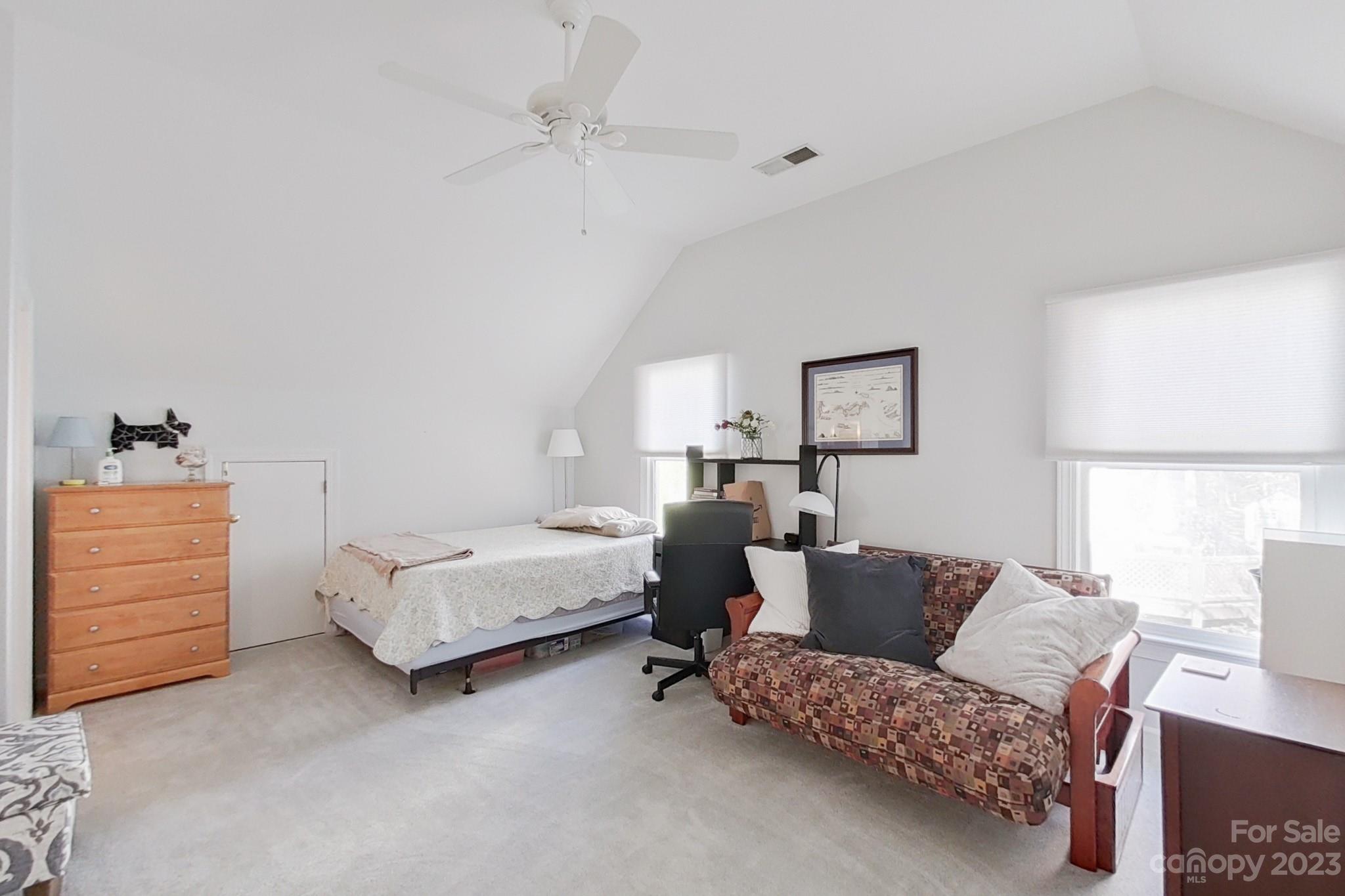 Davis Lake - Residential