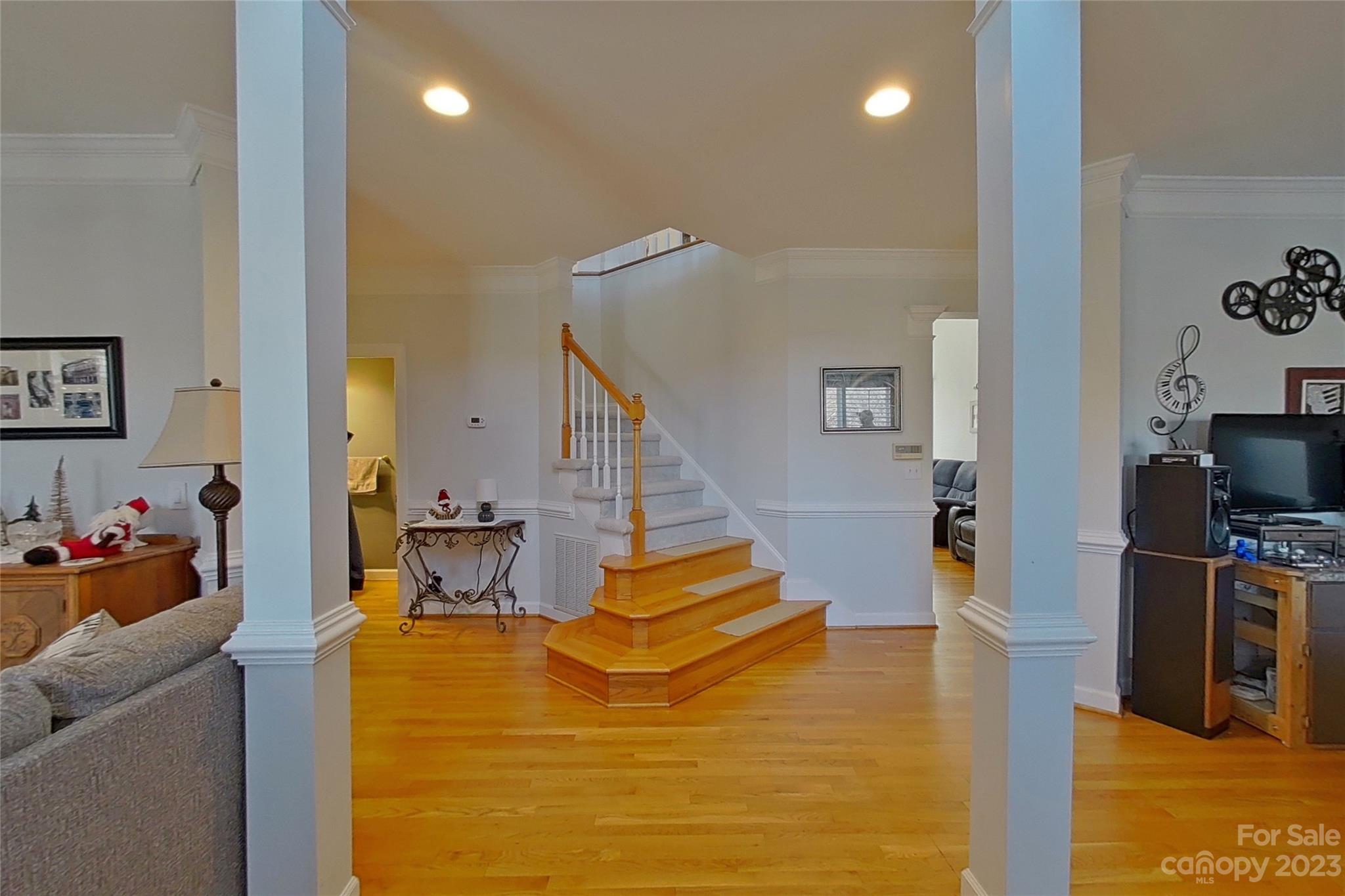 Davis Lake - Residential