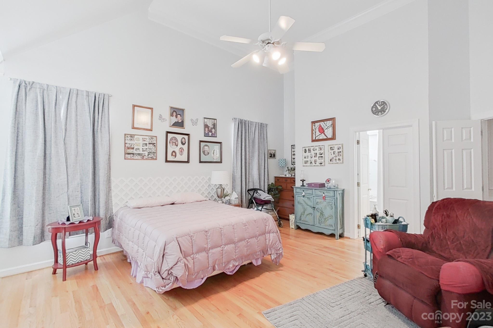 Davis Lake - Residential