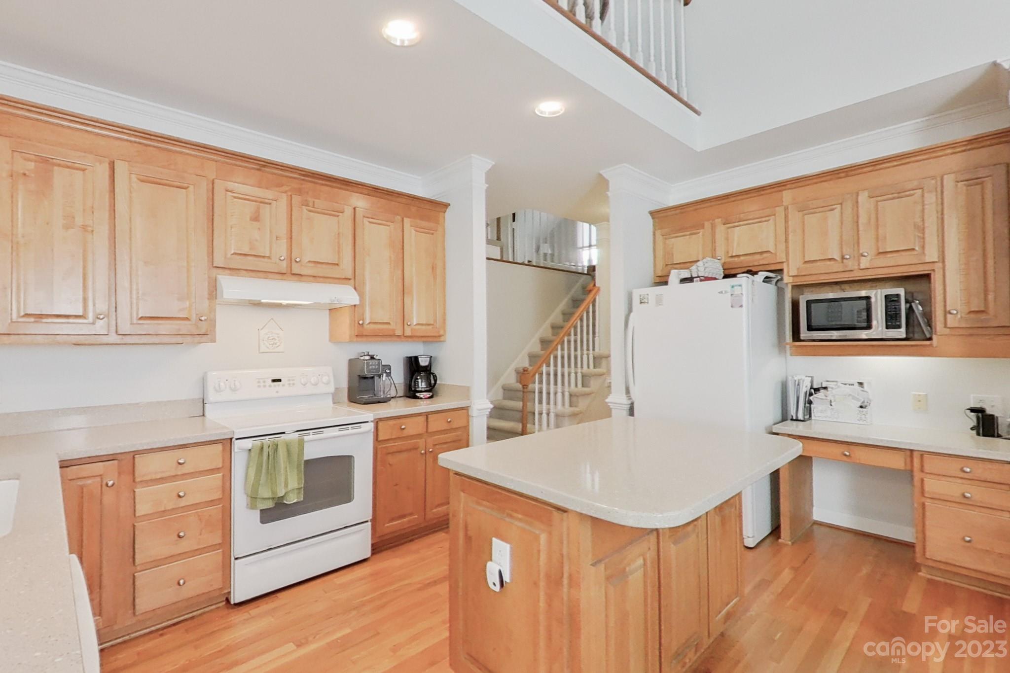 Davis Lake - Residential