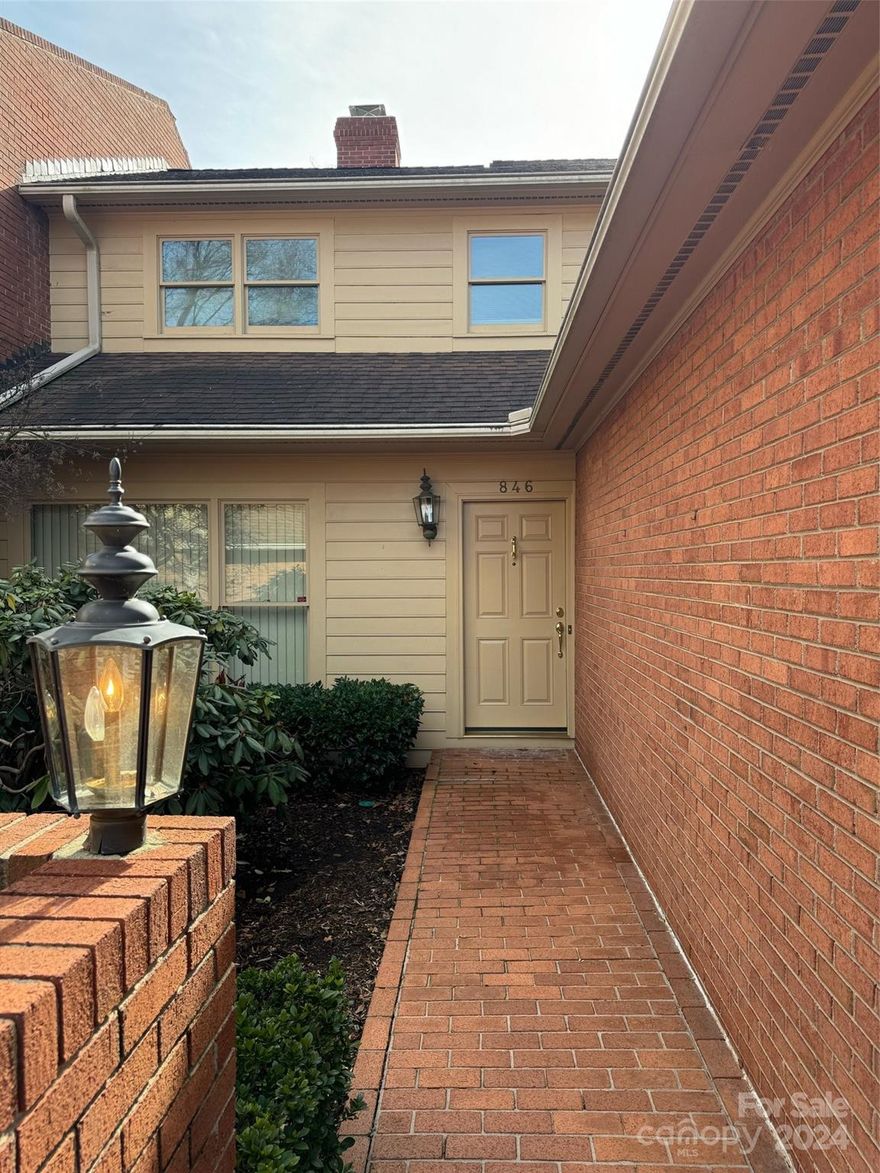 Cute 2BR/1.5 Bath Condo with single garage.