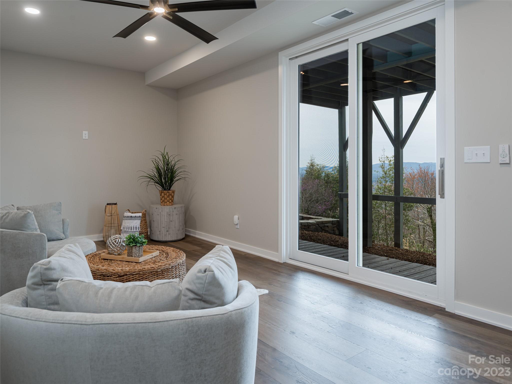 Highland Gate - Residential