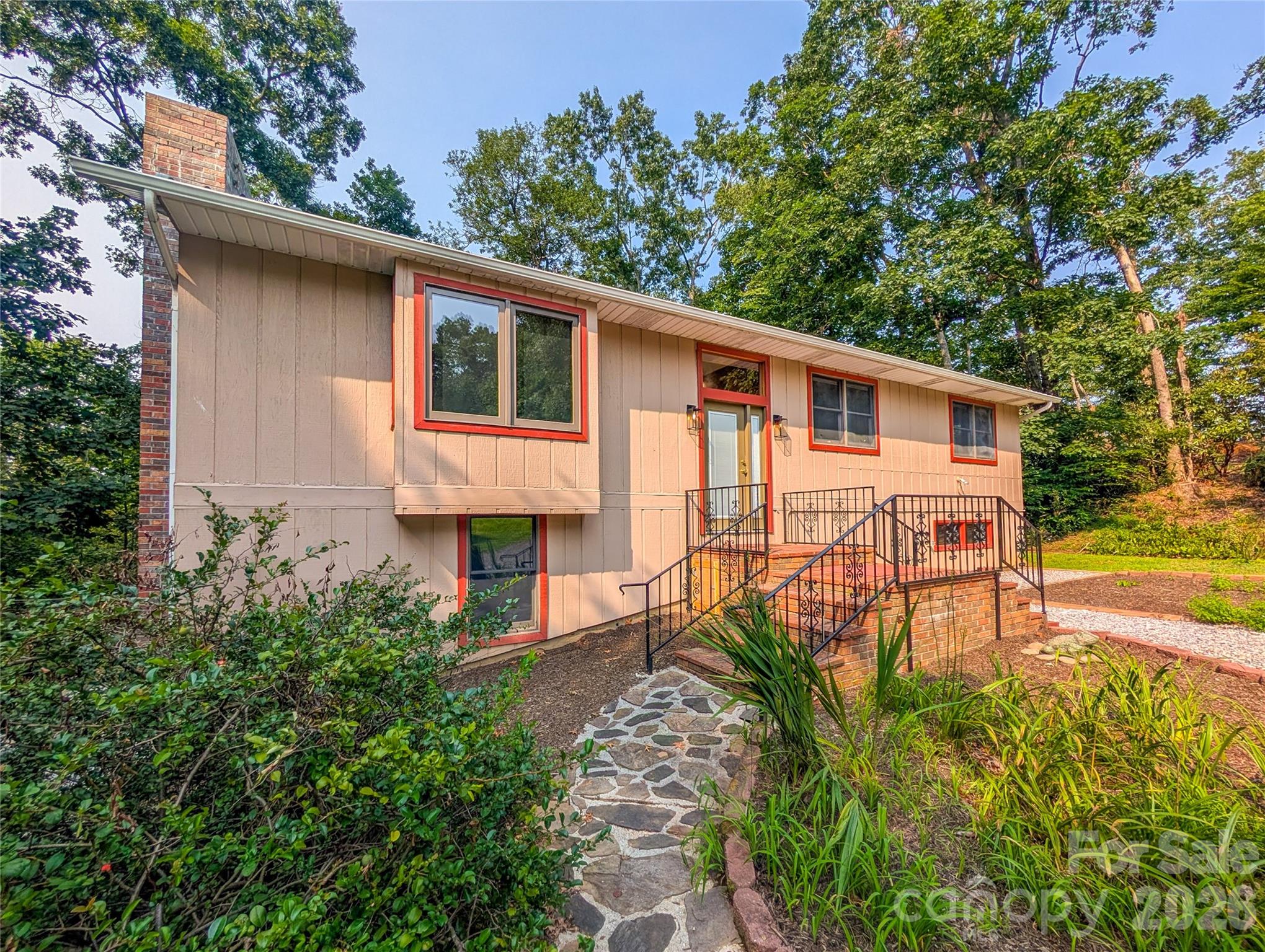 328 Wooded Valley Lane