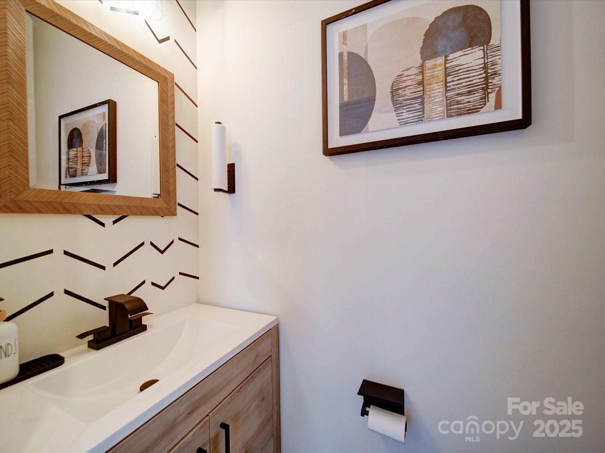 Mount Holly, North Carolina 28120, United States, 4 Bedrooms Bedrooms, ,4 BathroomsBathrooms,Residential,Active,149528