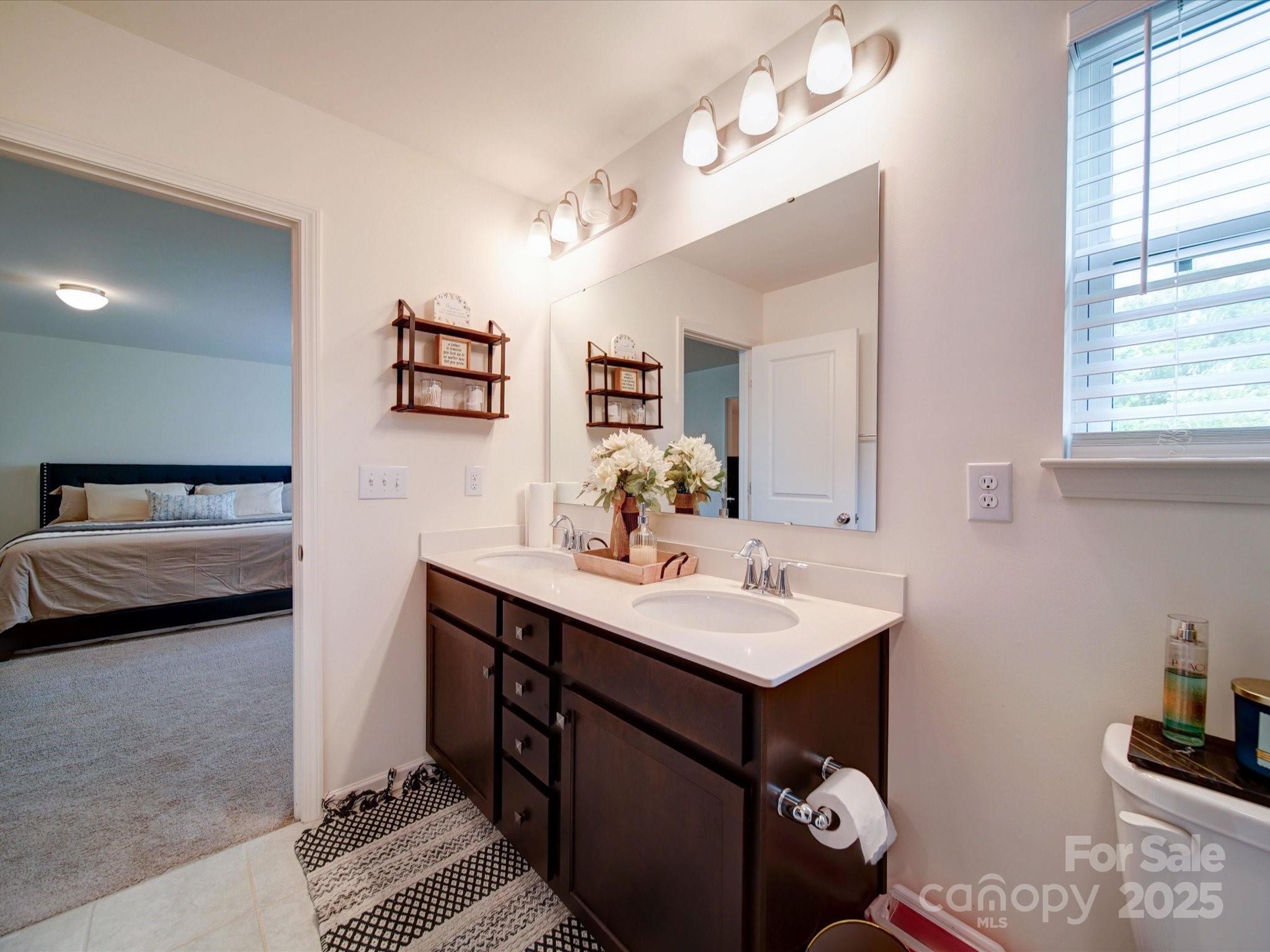 Mount Holly, North Carolina 28120, United States, 4 Bedrooms Bedrooms, ,4 BathroomsBathrooms,Residential,Active,149528