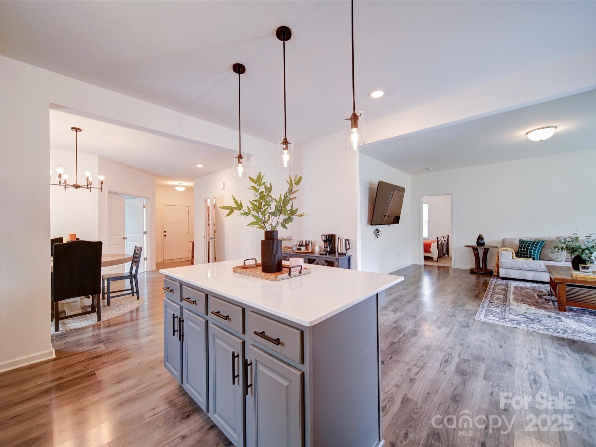 Mount Holly, North Carolina 28120, United States, 4 Bedrooms Bedrooms, ,4 BathroomsBathrooms,Residential,Active,149528