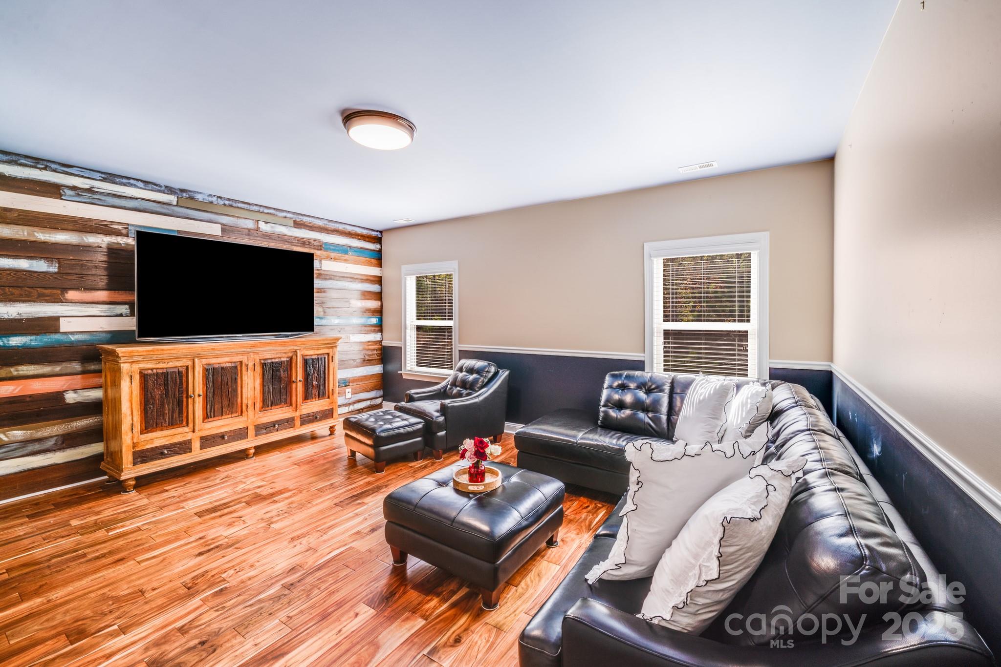 Barber Rock - Residential