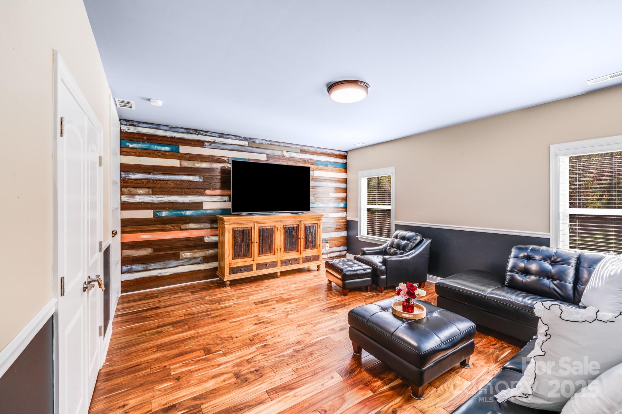 Barber Rock - Residential