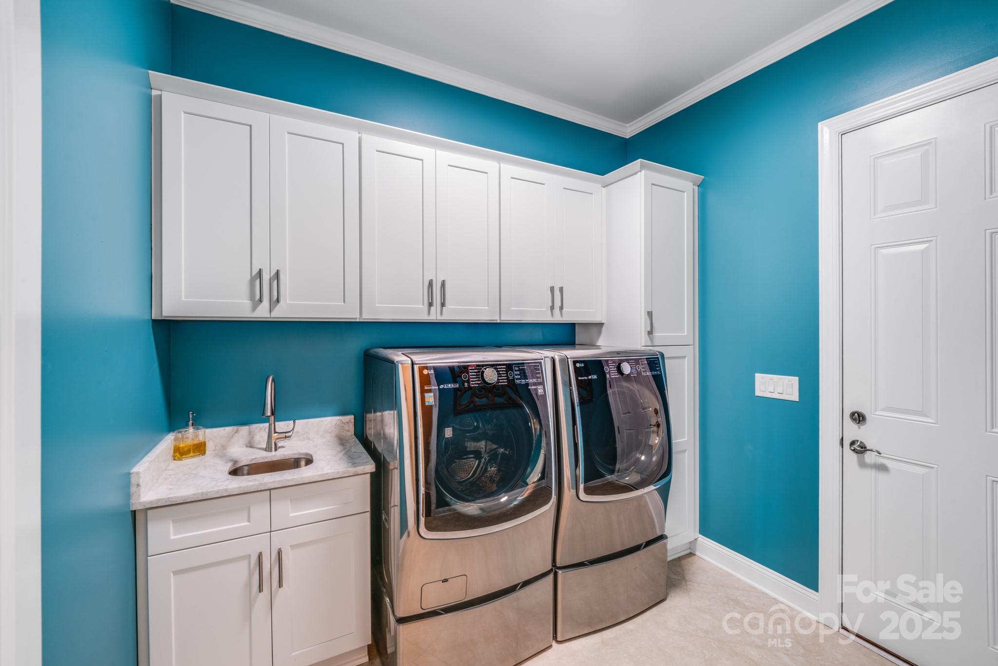 Barber Rock - Residential