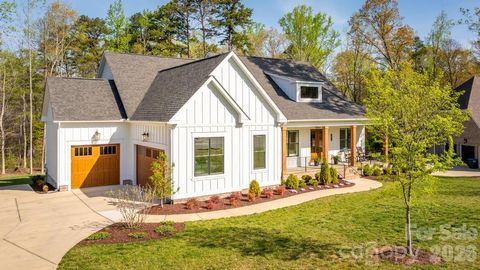 2411 Callaghan Court Landis NC 28088