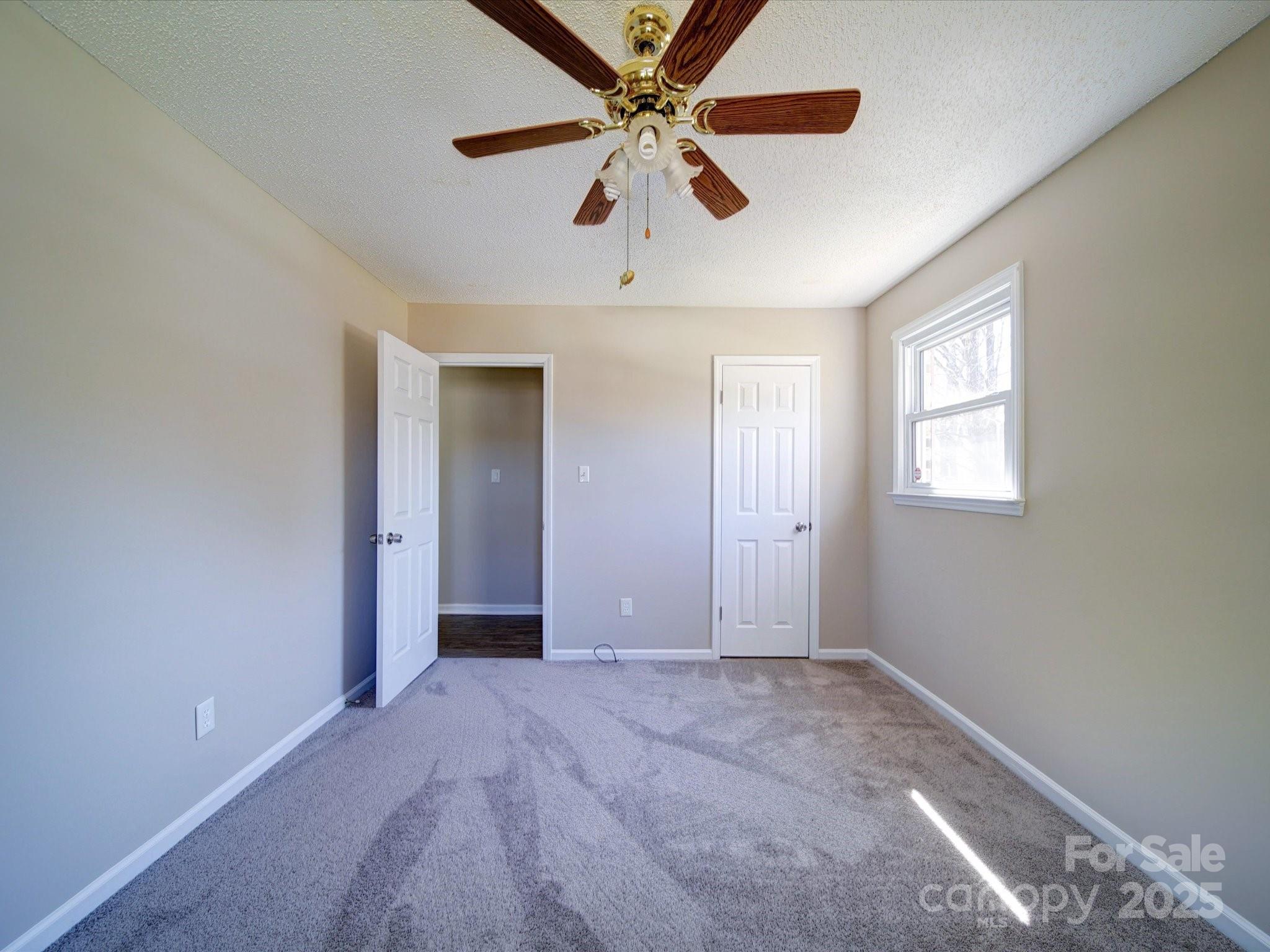 Fox Run - Residential