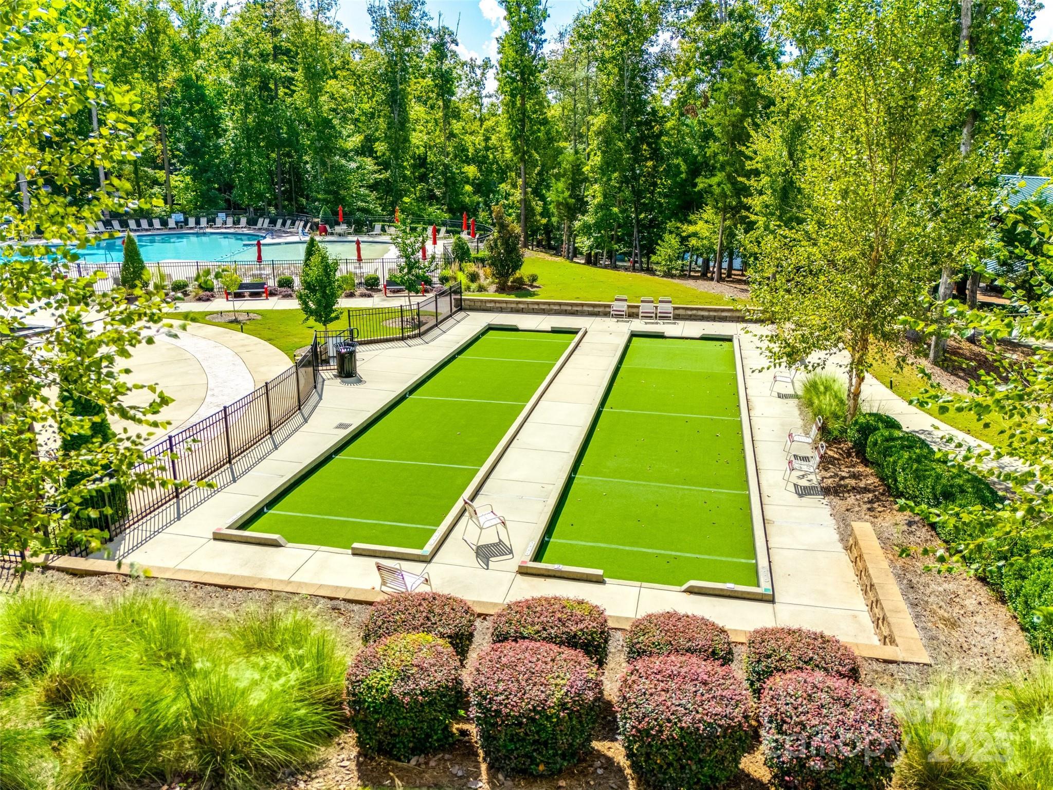 Tree Tops - Residential