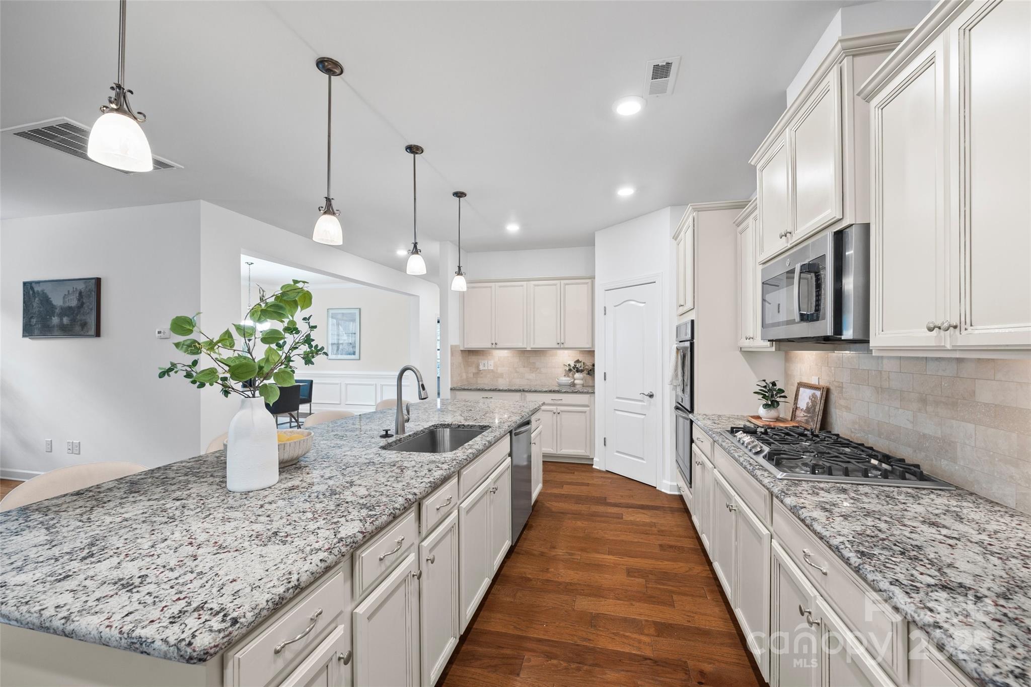 Tree Tops - Residential