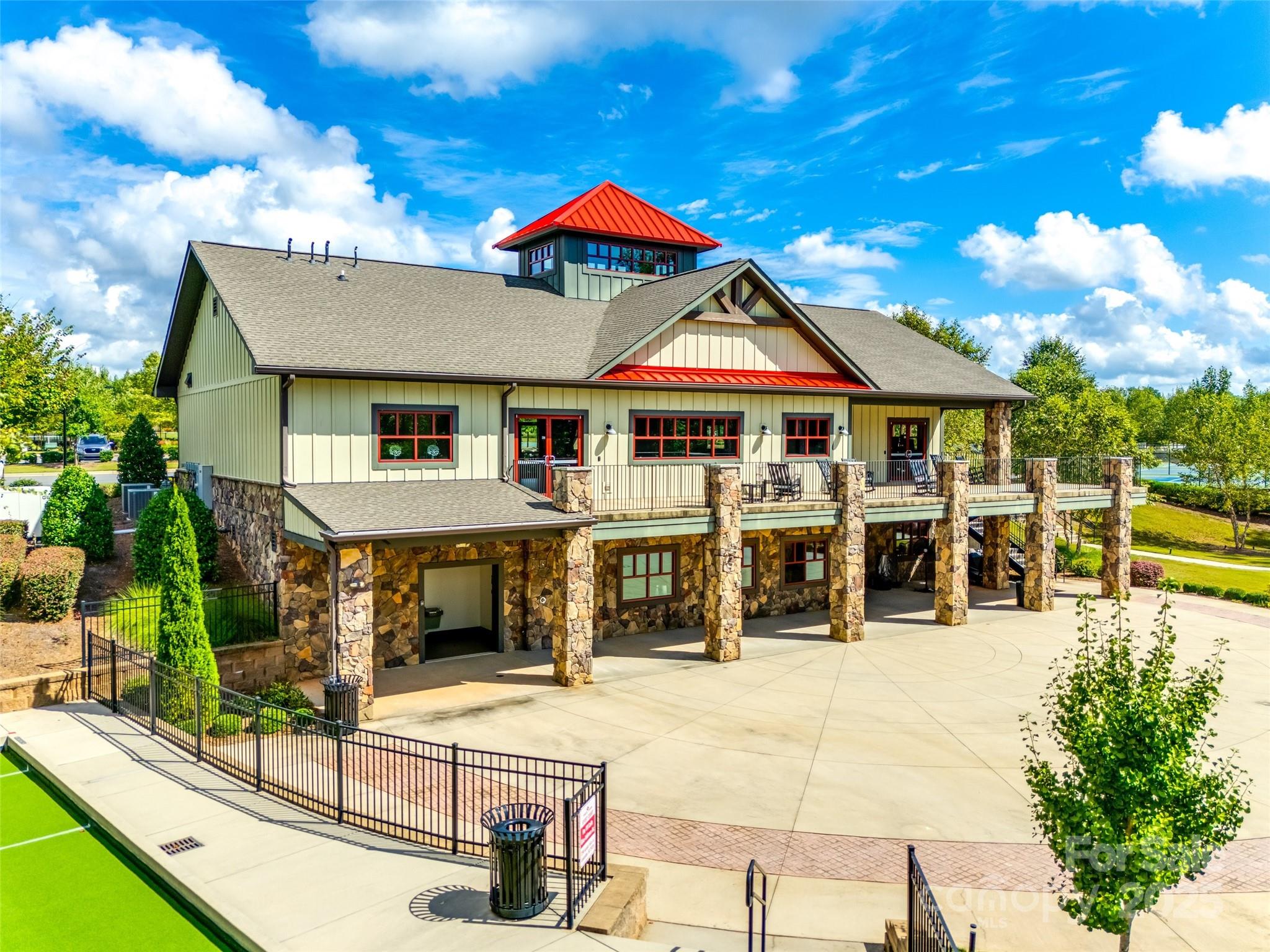 Tree Tops - Residential