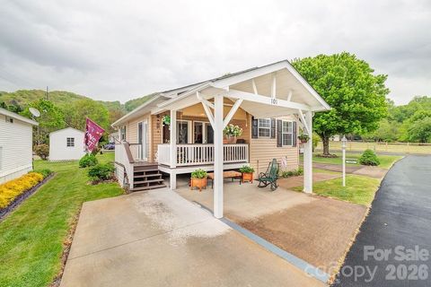 101 Strollers Lane Waynesville NC 28785