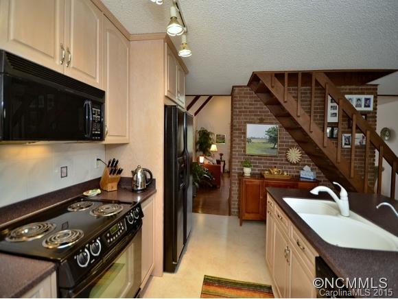 Woodland Hills - Residential