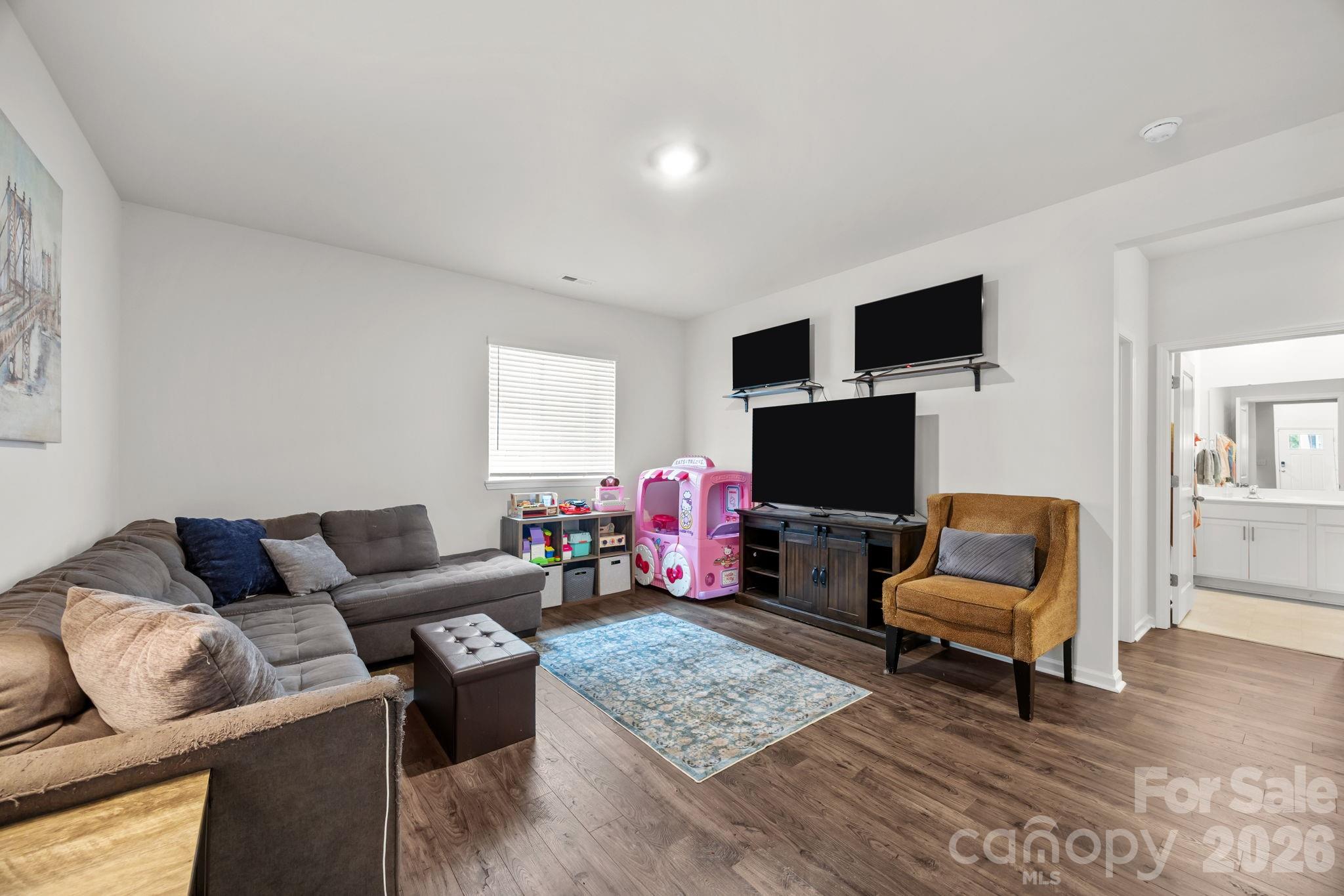 Holbrook Village - Residential