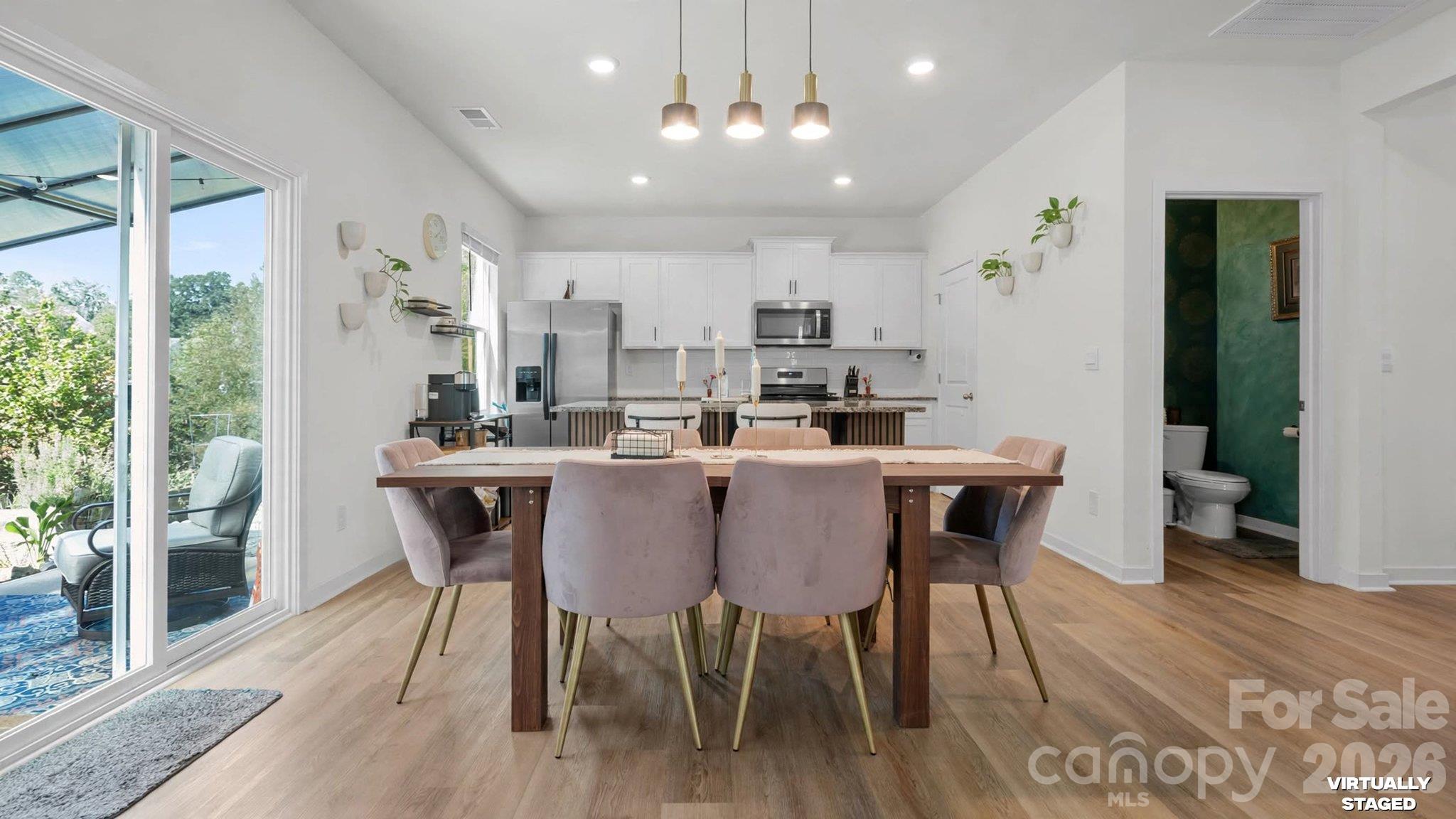 3450 Buck Court