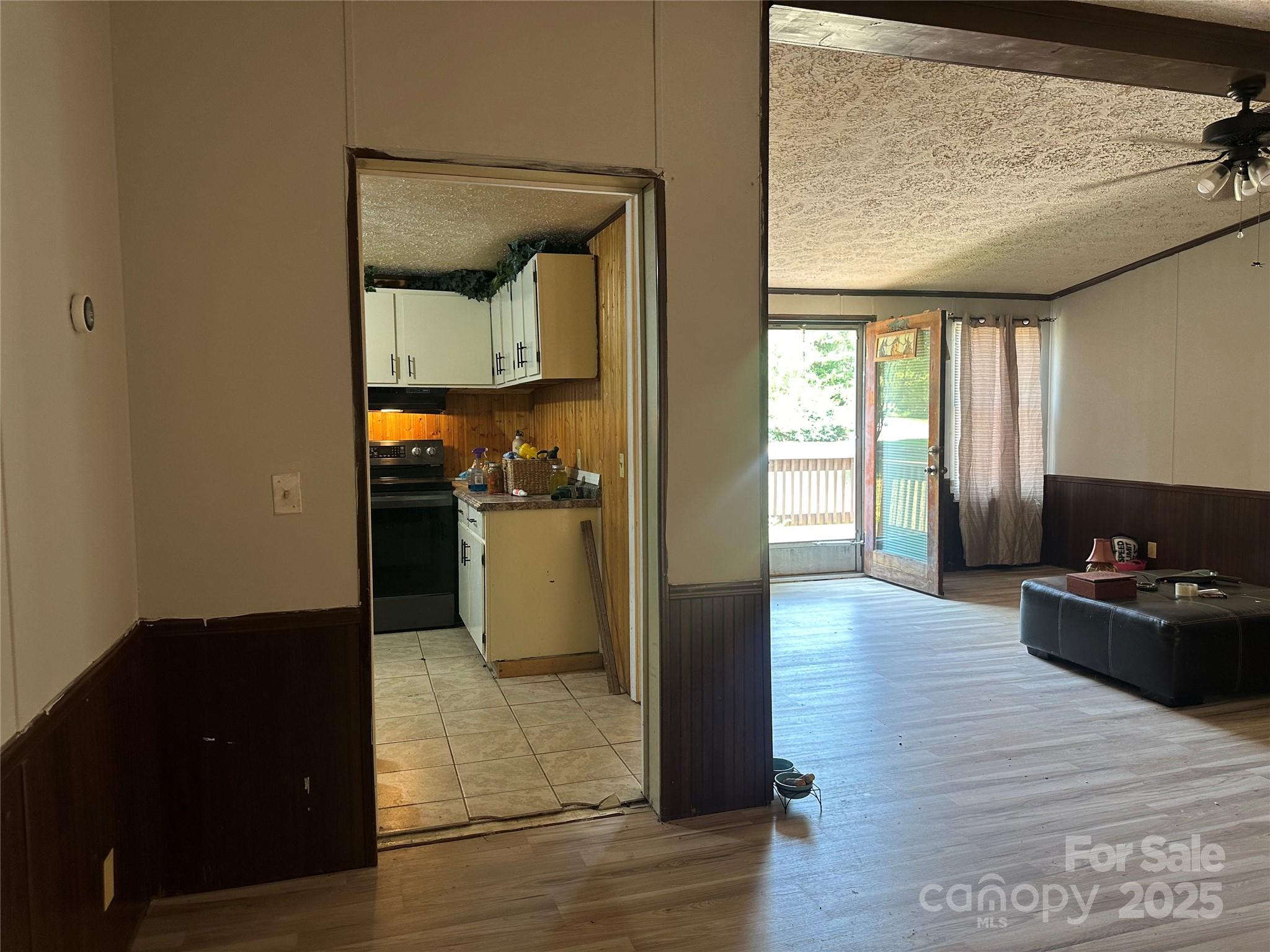 1355 Oak Breeze Drive
