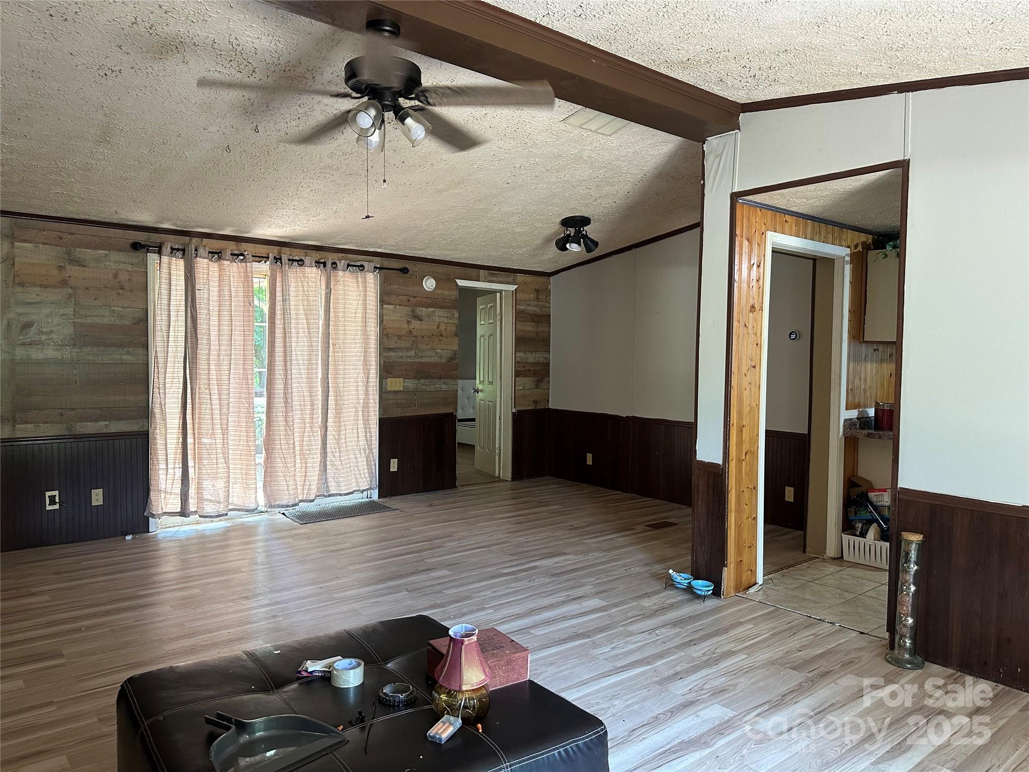 1355 Oak Breeze Drive