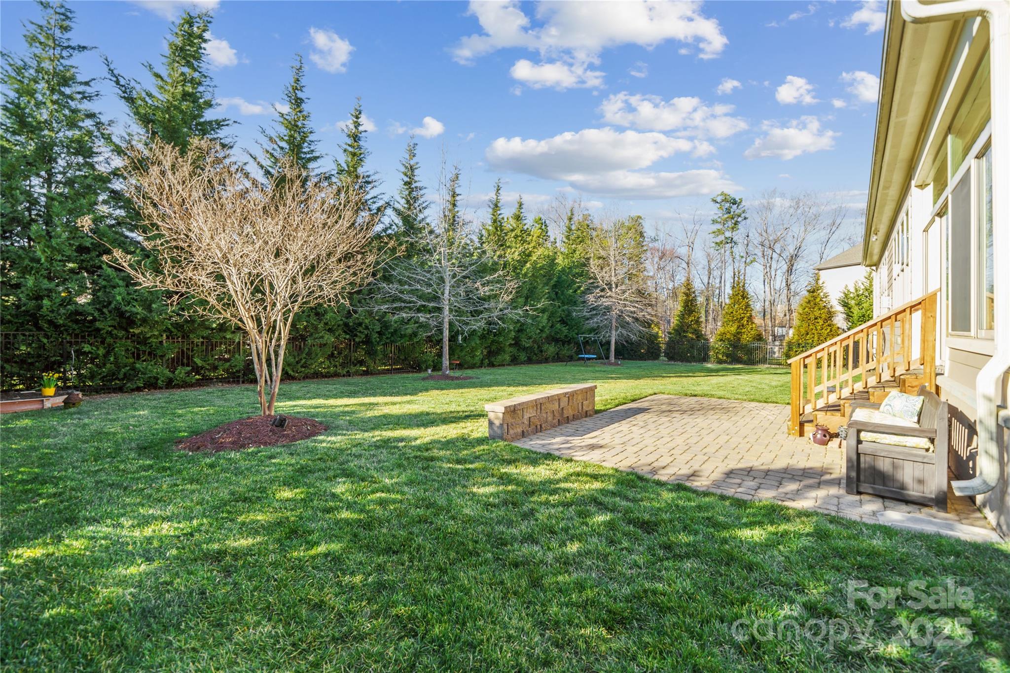 Weddington, North Carolina 28104, United States, 5 Bedrooms Bedrooms, ,5 BathroomsBathrooms,Residential,Under Contract,82735