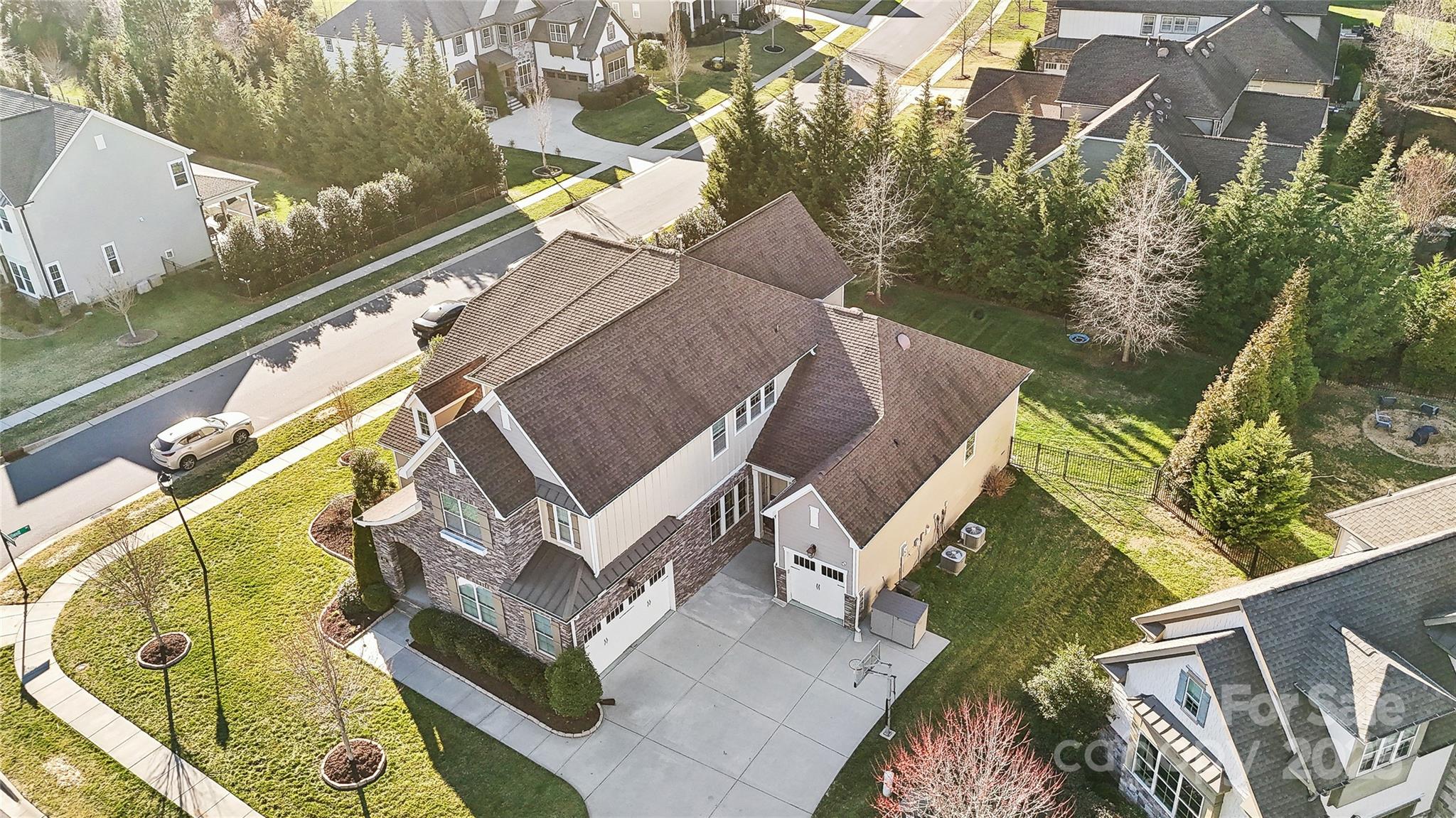 Weddington, North Carolina 28104, United States, 5 Bedrooms Bedrooms, ,5 BathroomsBathrooms,Residential,Under Contract,82735