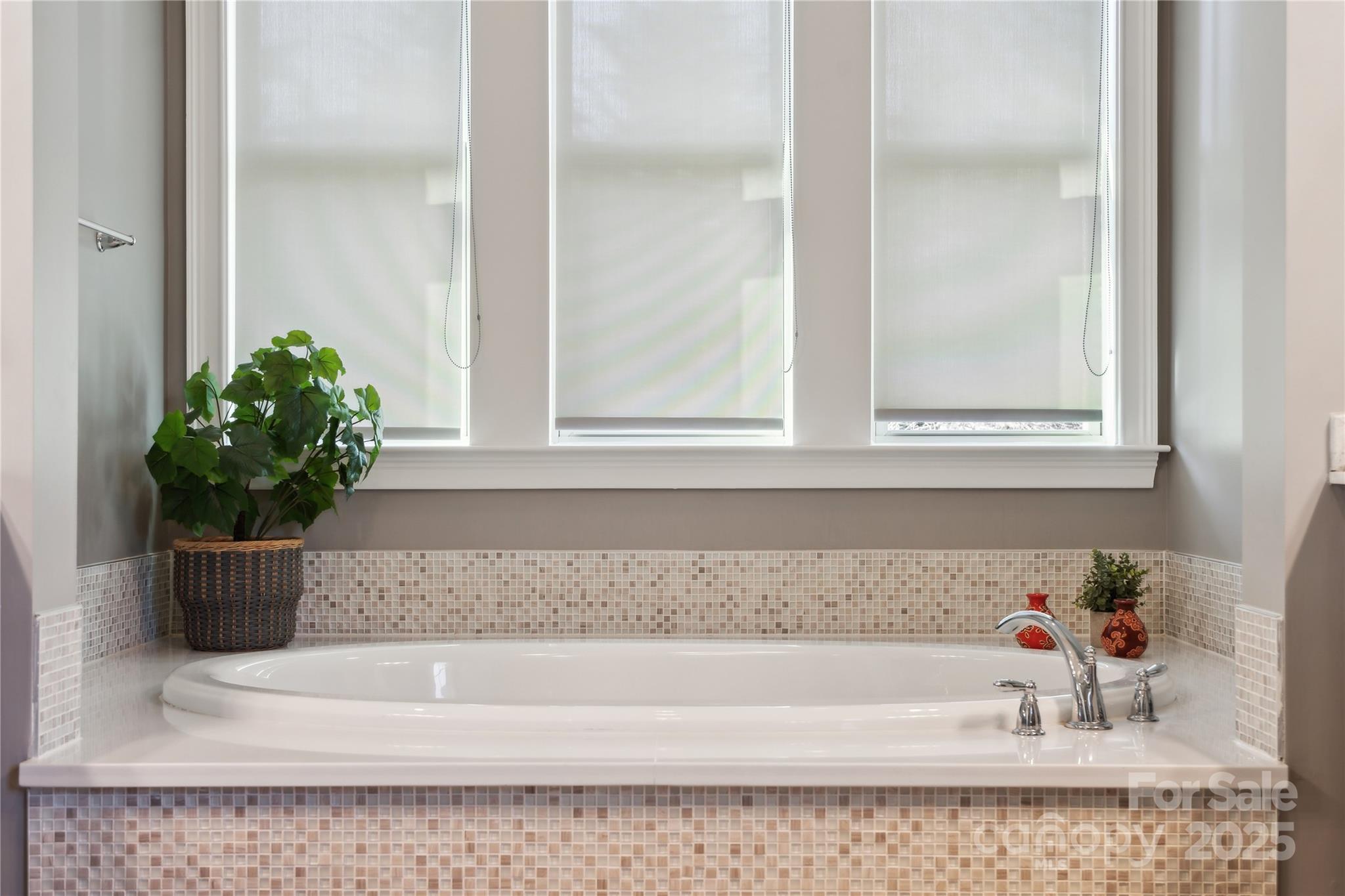 Weddington, North Carolina 28104, United States, 5 Bedrooms Bedrooms, ,5 BathroomsBathrooms,Residential,Under Contract,82735