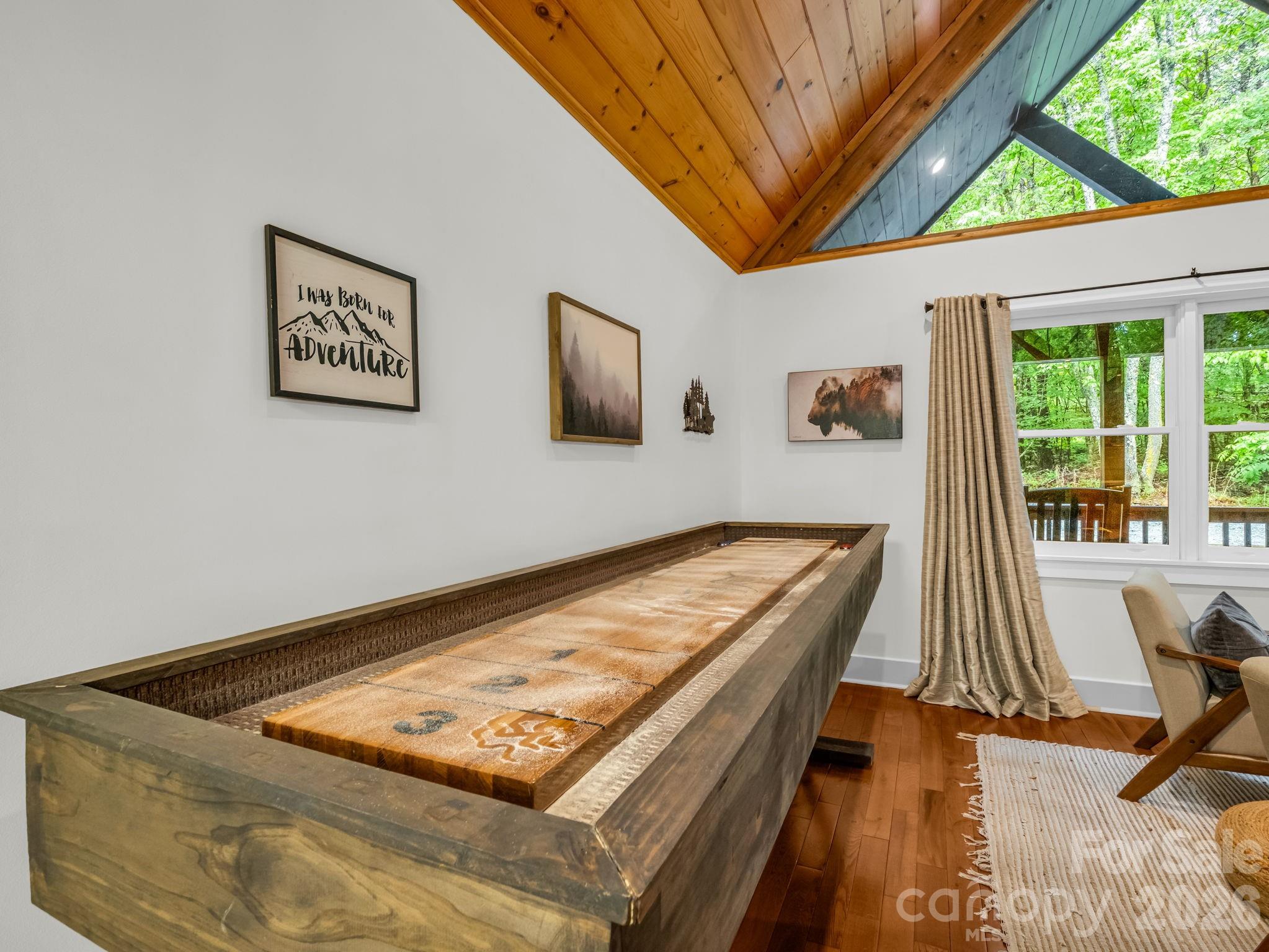 Golden Creek - Residential