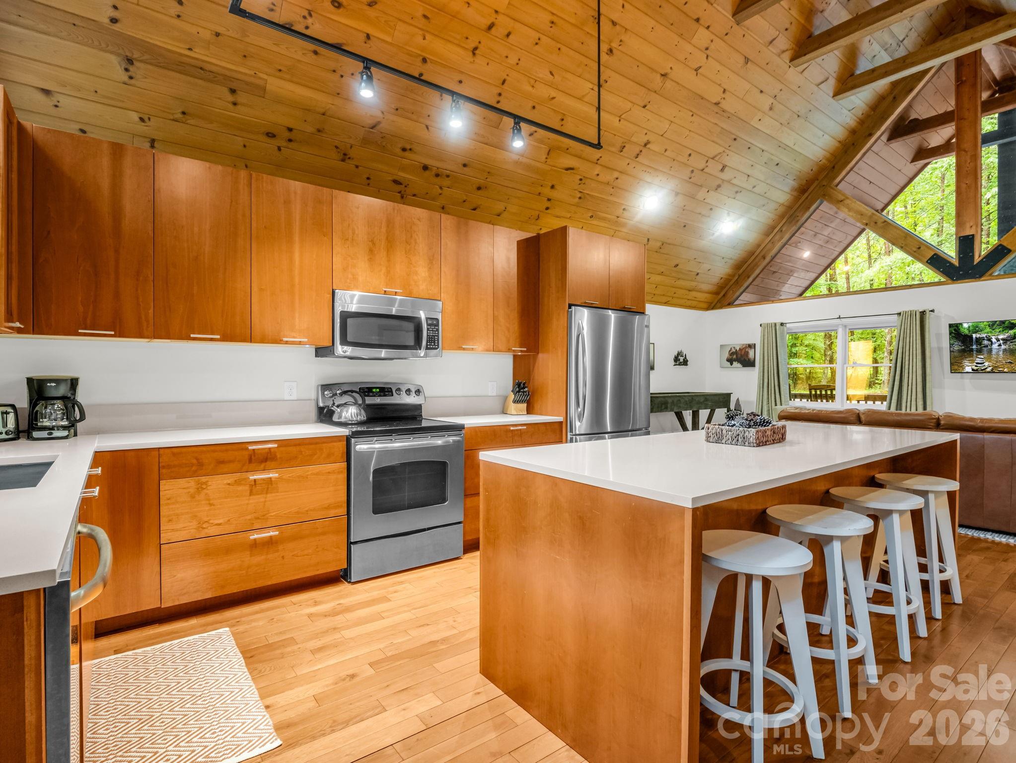 Golden Creek - Residential