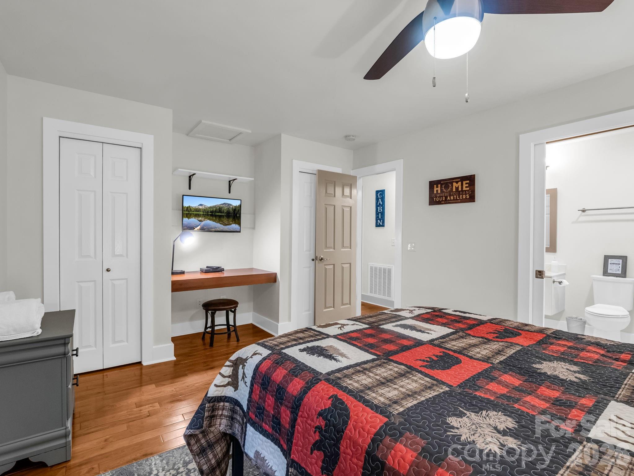 Golden Creek - Residential