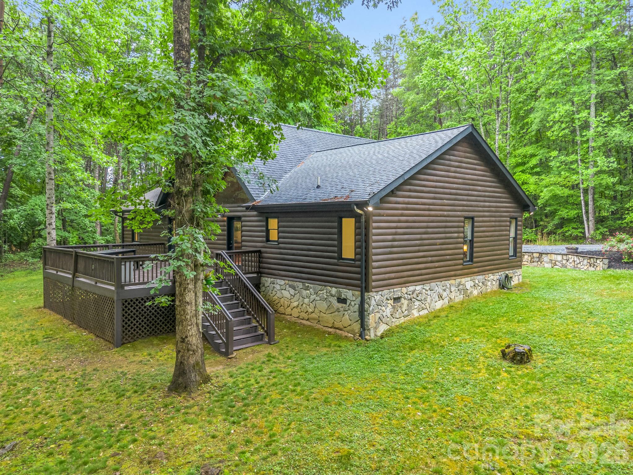 Golden Creek - Residential