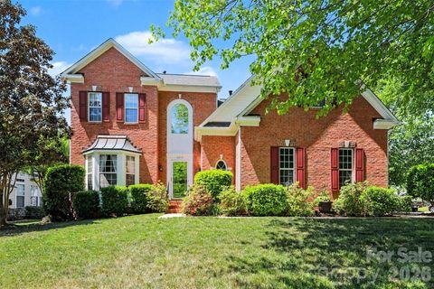 Photo of 6216 Creek Breeze Road, Charlotte, NC 28269 (MLS # 4369995)
