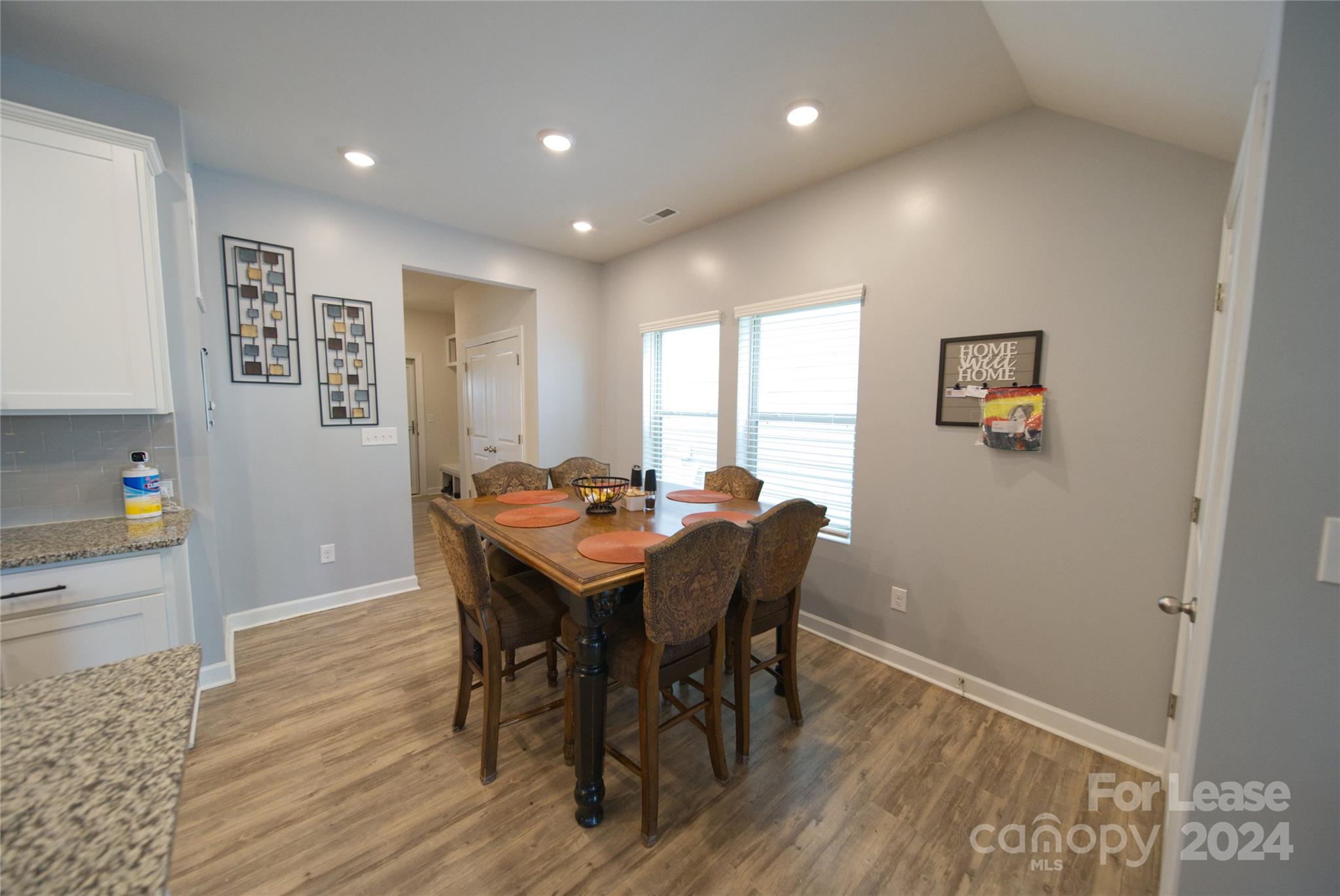 Stoneybrook Station - Residential Lease